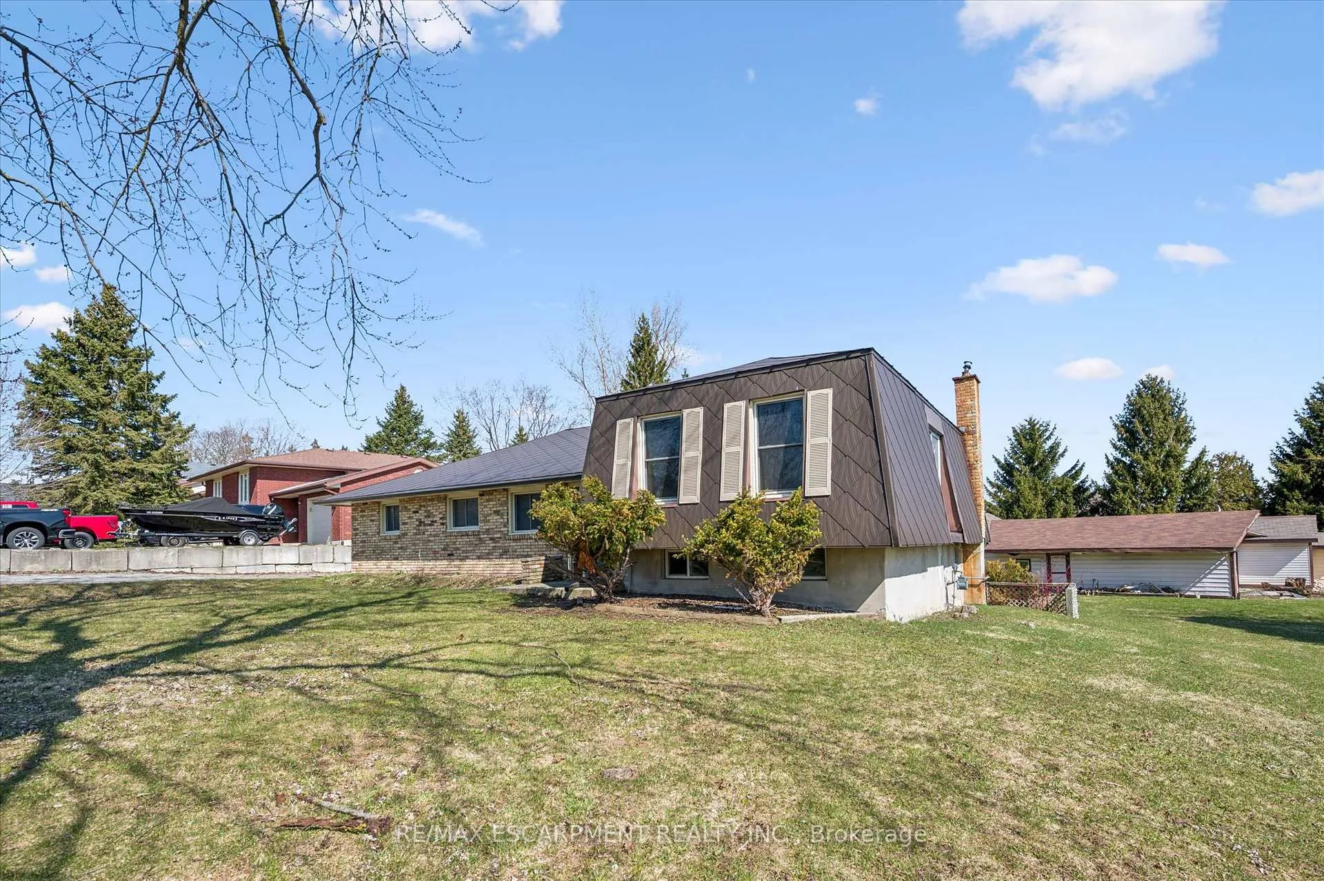 Photo 3 of 215 King Street, Minto — HOMEH