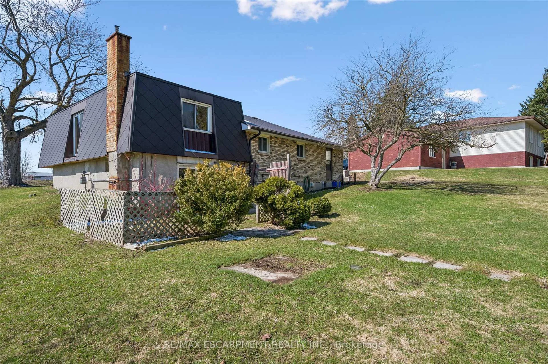 Photo 5 of 215 King Street, Minto — HOMEH