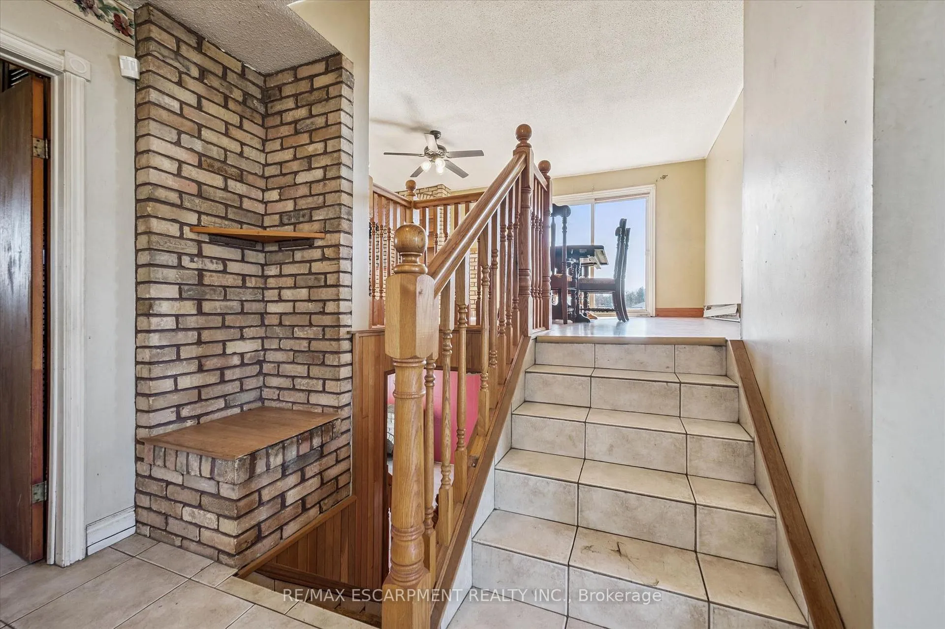 Photo 19 of 215 King Street, Minto — HOMEH