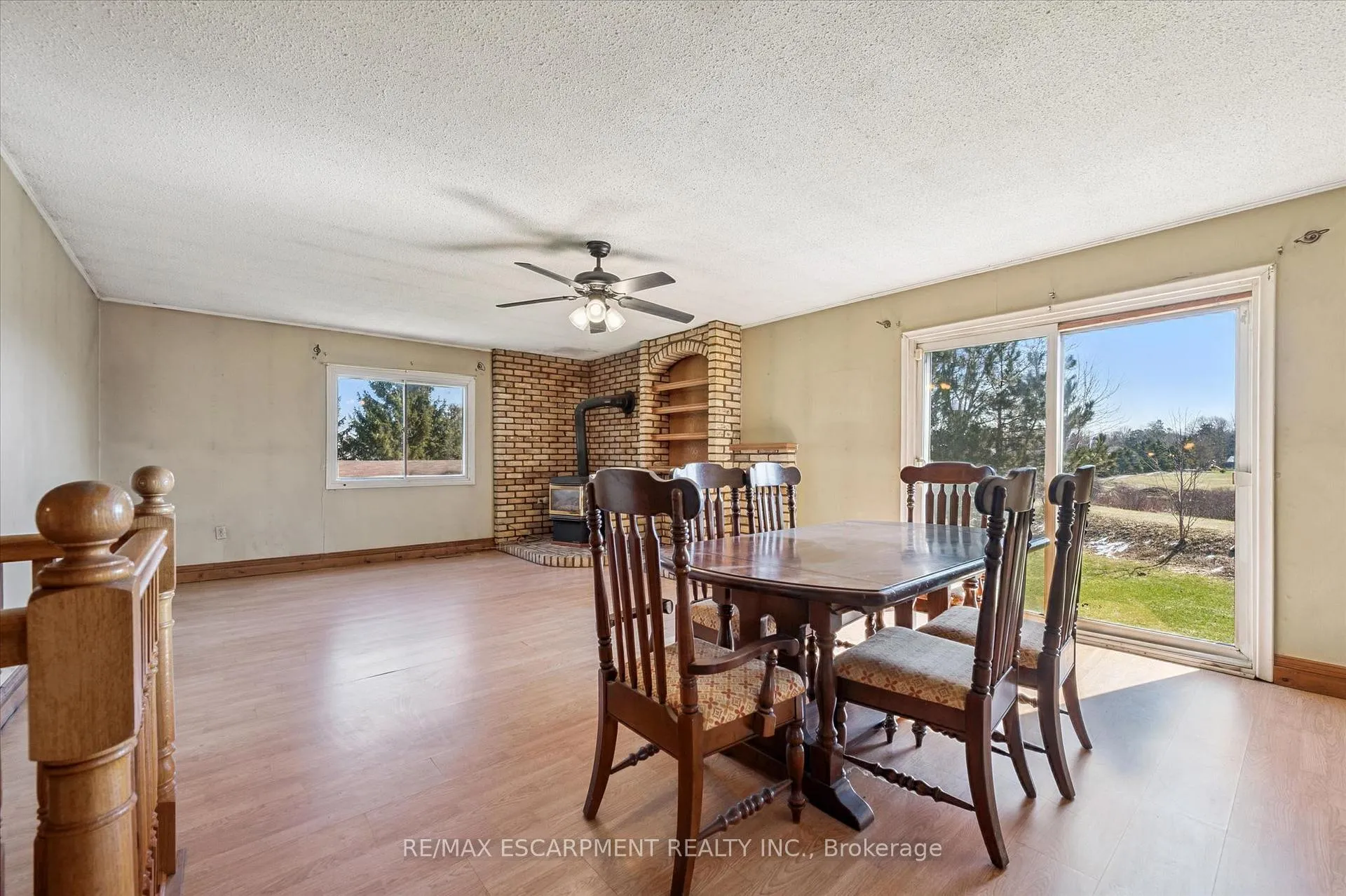 Photo 21 of 215 King Street, Minto — HOMEH