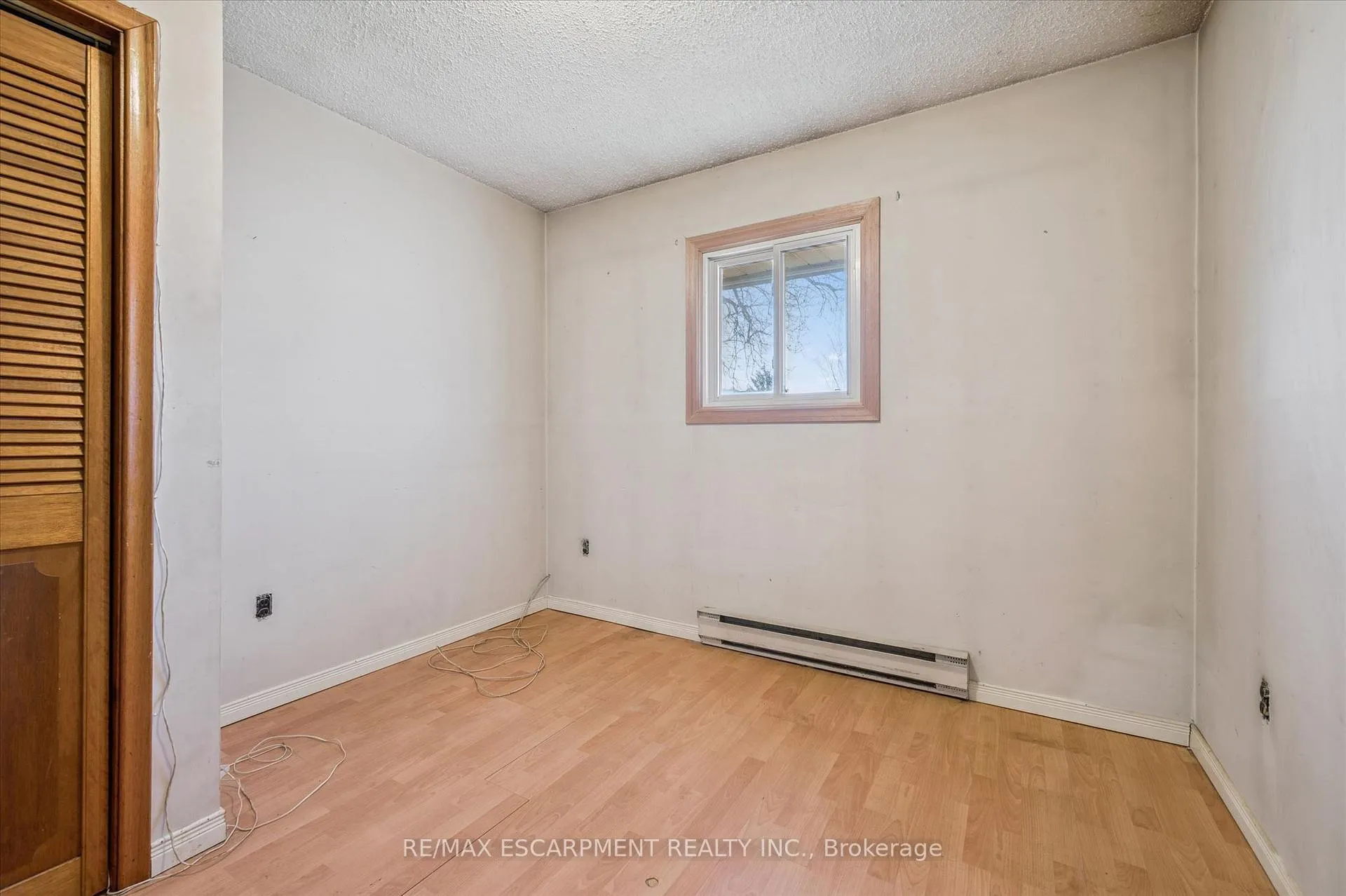 Photo 27 of 215 King Street, Minto — HOMEH