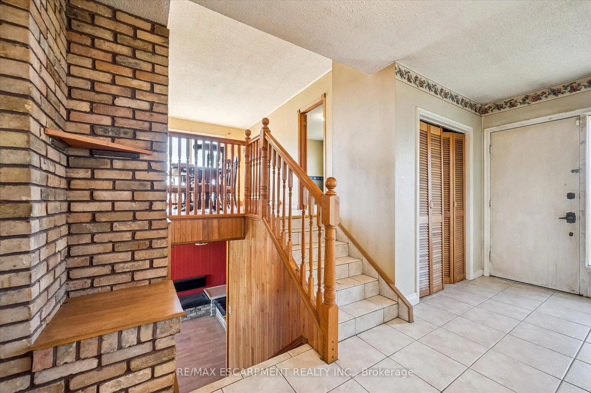 Photo 31 of 215 King Street, Minto — HOMEH