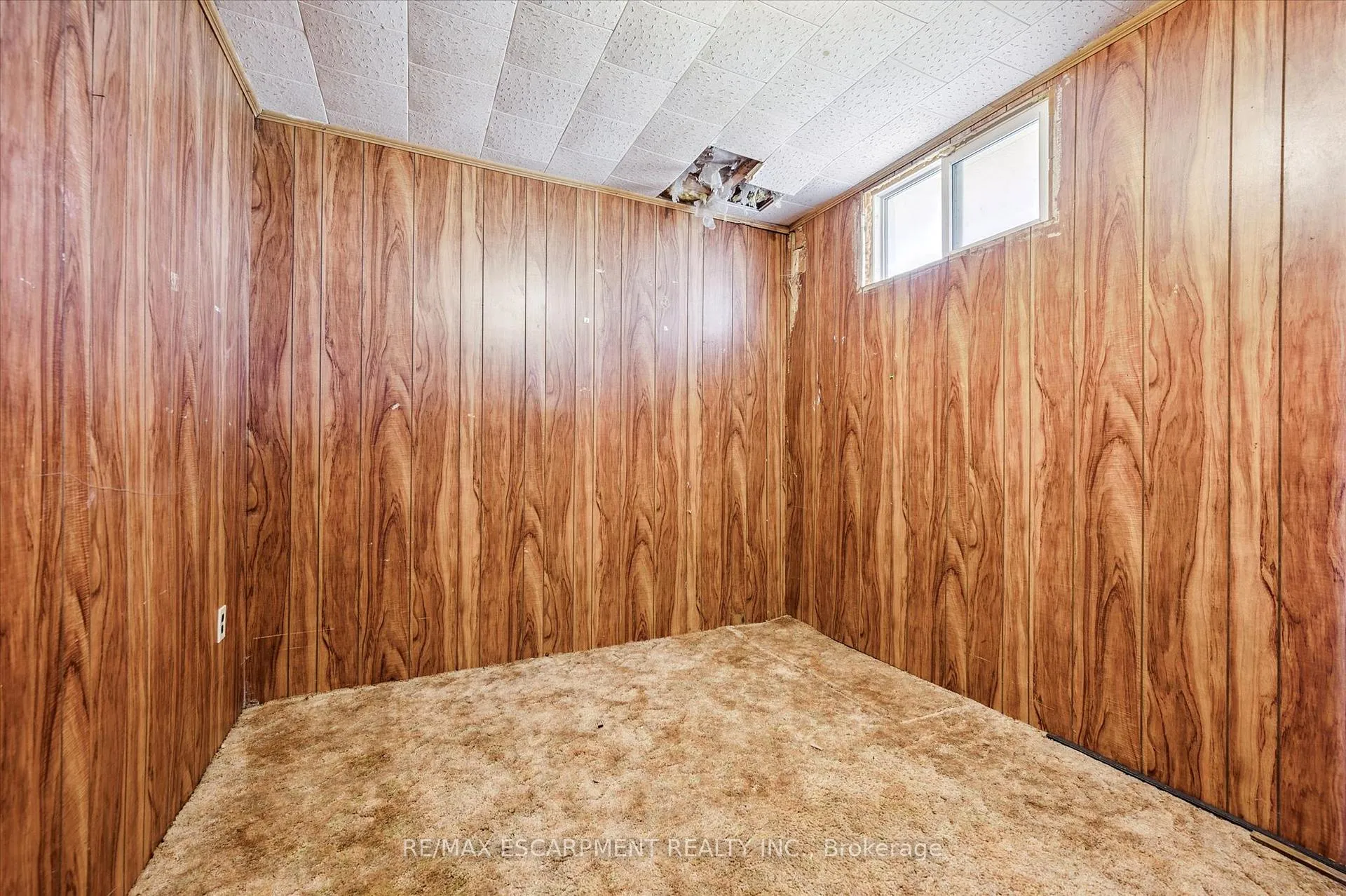 Photo 35 of 215 King Street, Minto — HOMEH