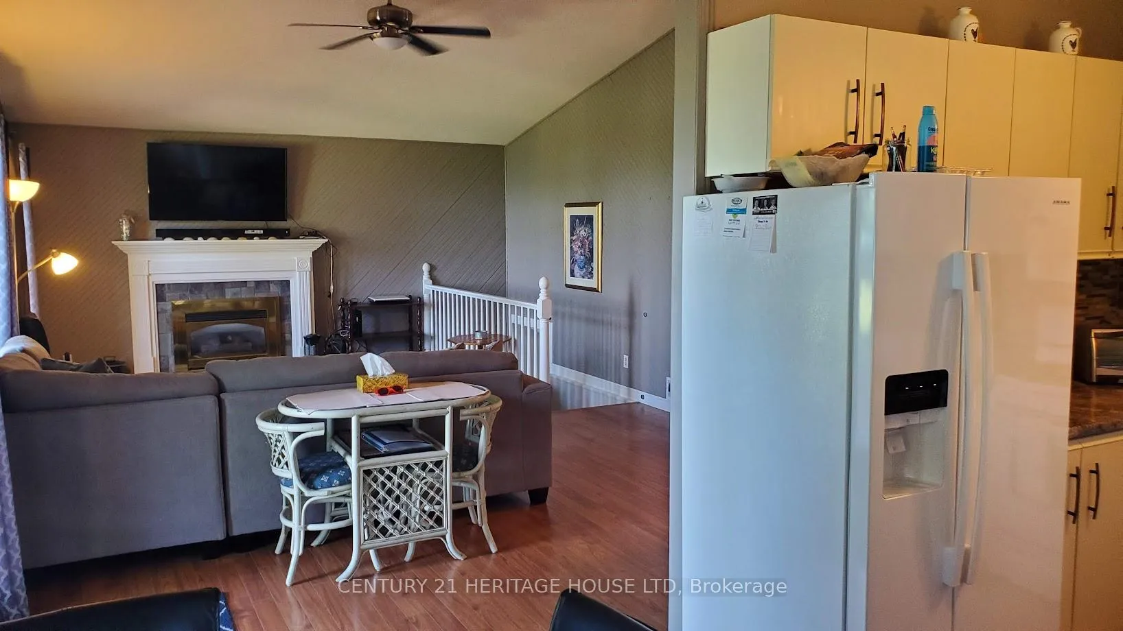 Photo 3 of 72147 Lake Shore Drive, Bluewater, Dashwood — HOMEH