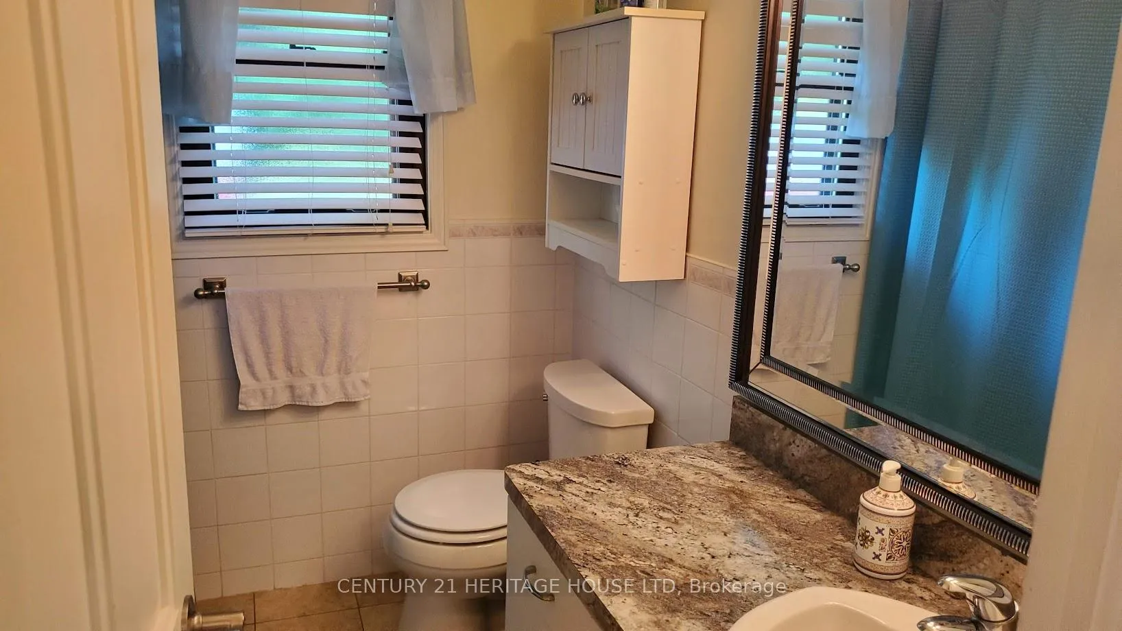 Photo 10 of 72147 Lake Shore Drive, Bluewater, Dashwood — HOMEH