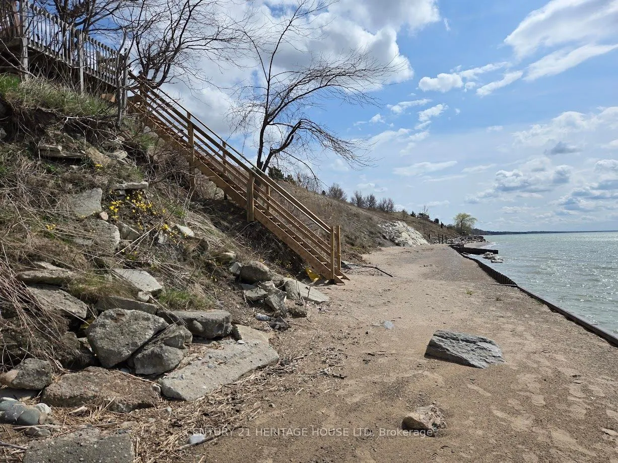Photo 22 of 72147 Lake Shore Drive, Bluewater, Dashwood — HOMEH
