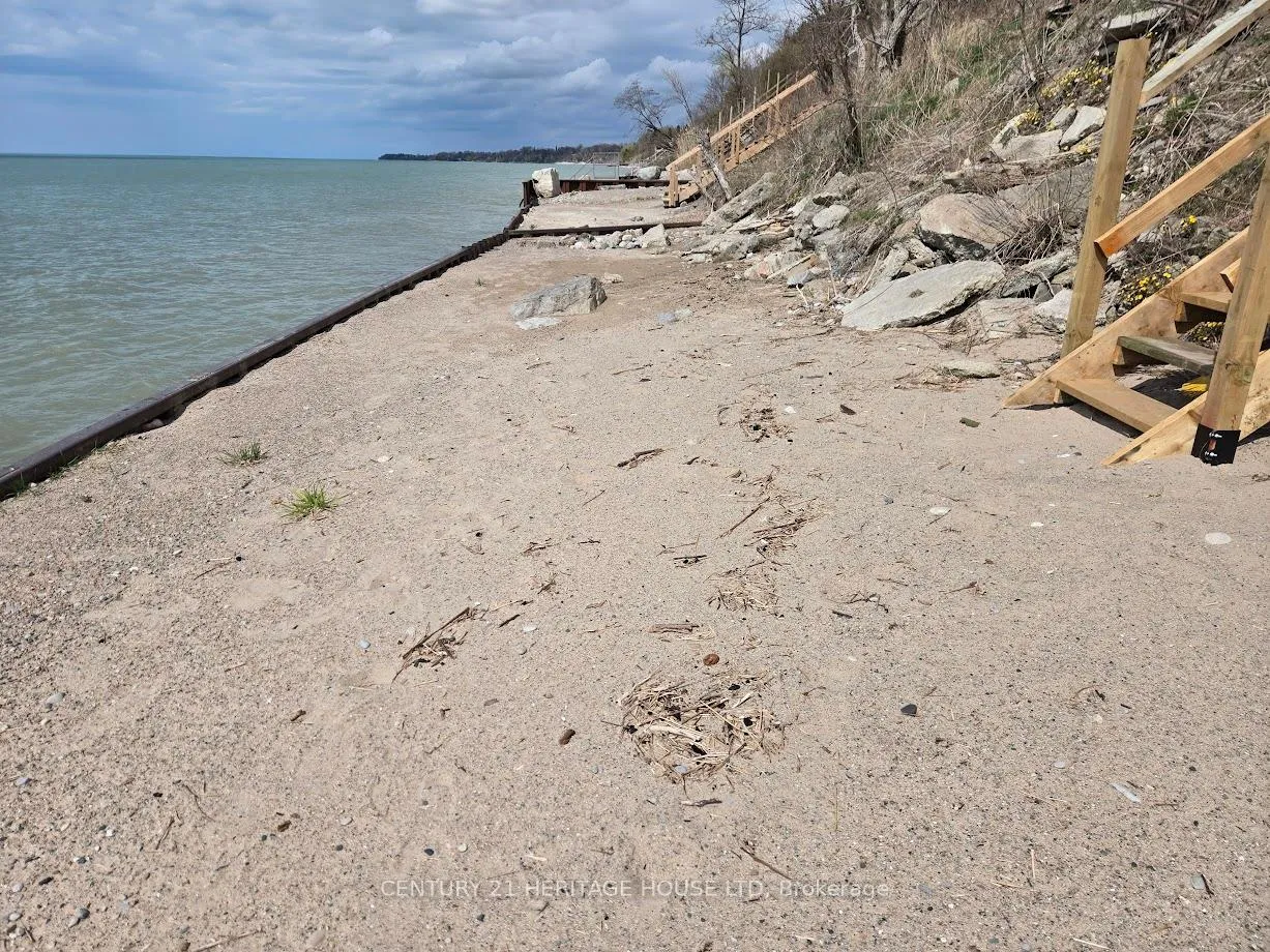 Photo 23 of 72147 Lake Shore Drive, Bluewater, Dashwood — HOMEH