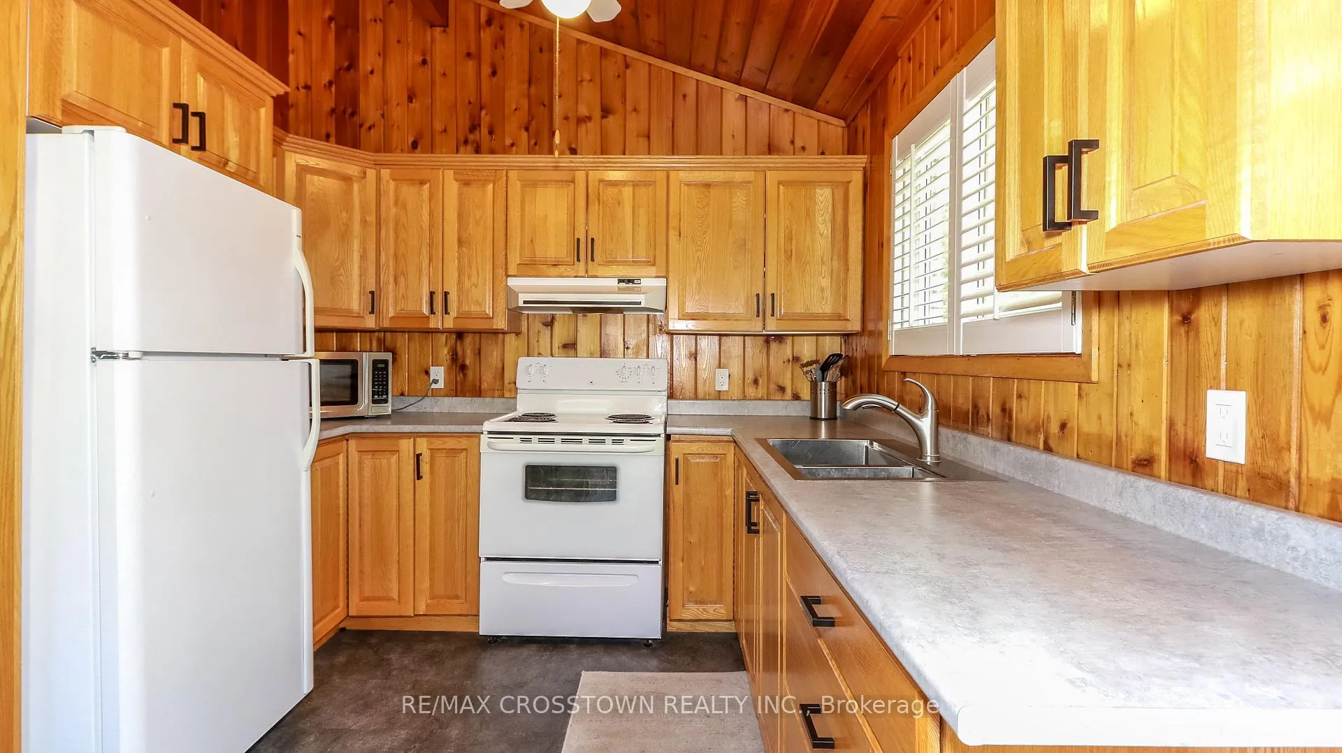 Photo 8 of 69 Lesperance Road, Tiny, Rural Tiny — HOMEH