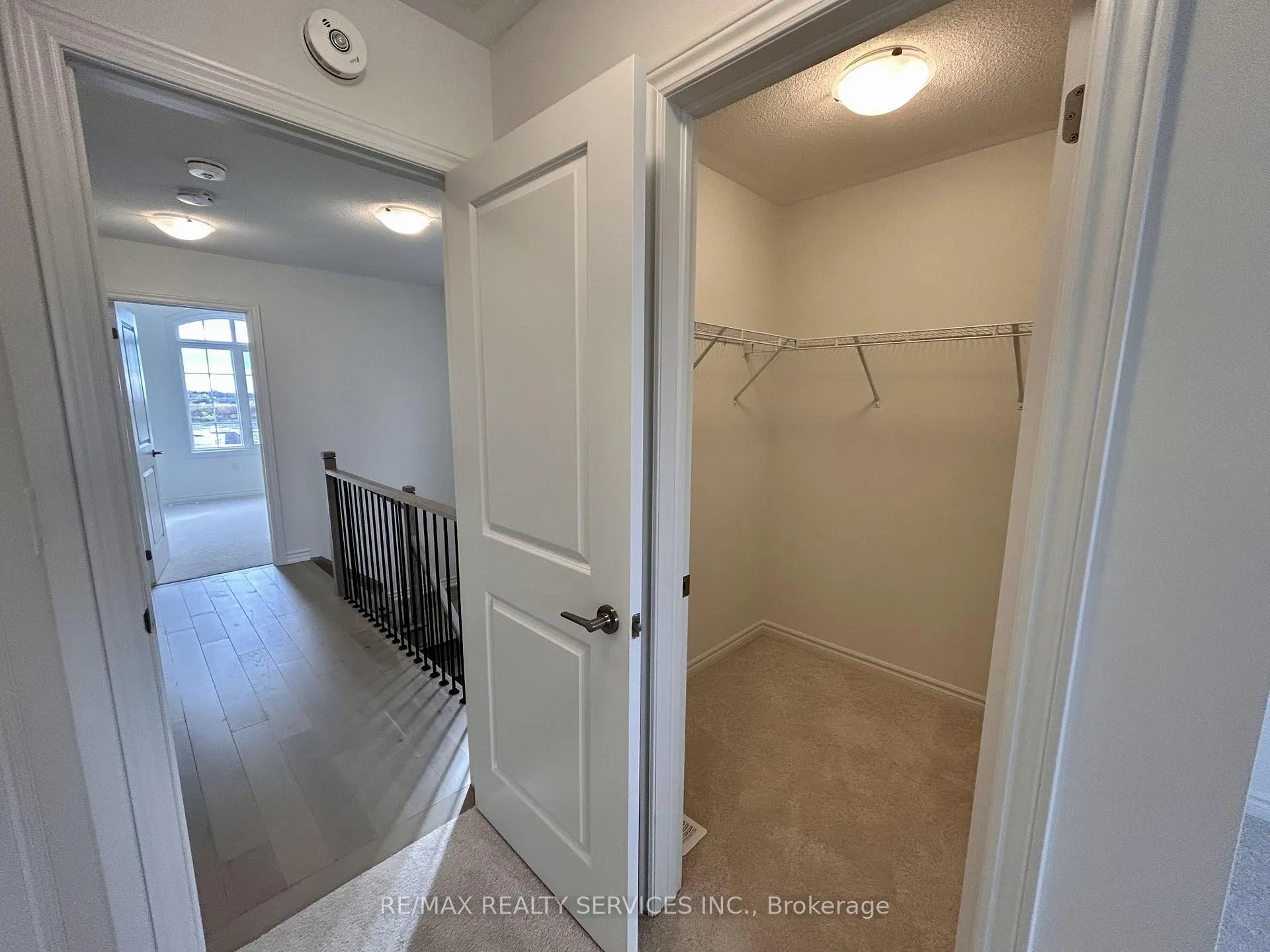 Photo 10 of 8 Bridgeland Drive, Whitby, Rural Whitby — HOMEH