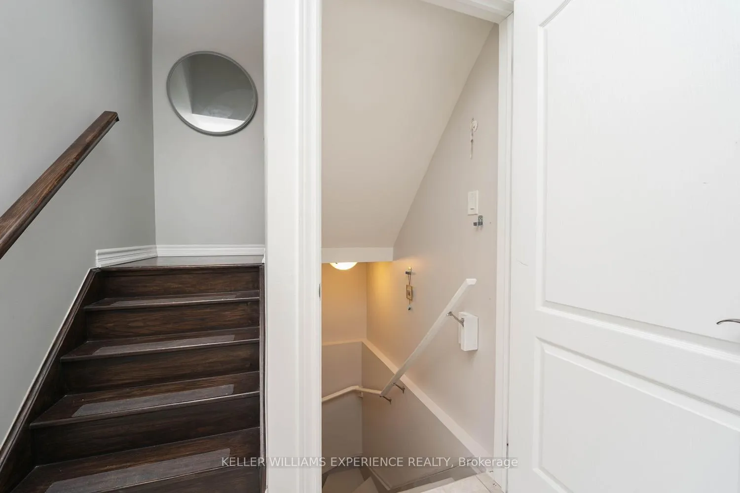 Photo 11 of 23 Cygnus Crescent, Barrie, Ardagh — HOMEH