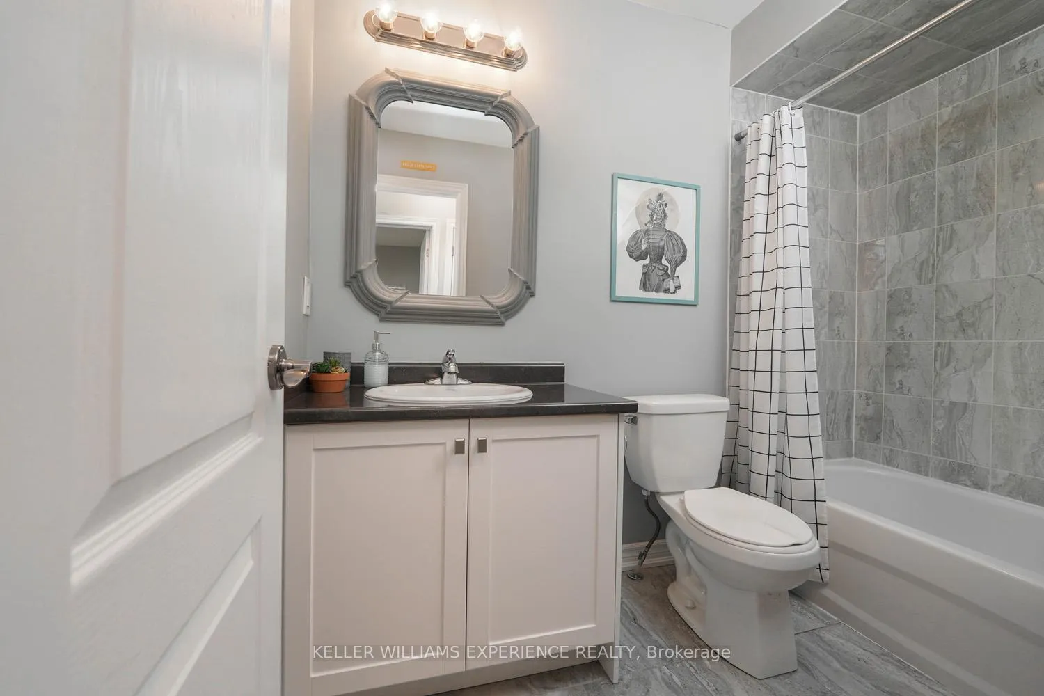 Photo 15 of 23 Cygnus Crescent, Barrie, Ardagh — HOMEH