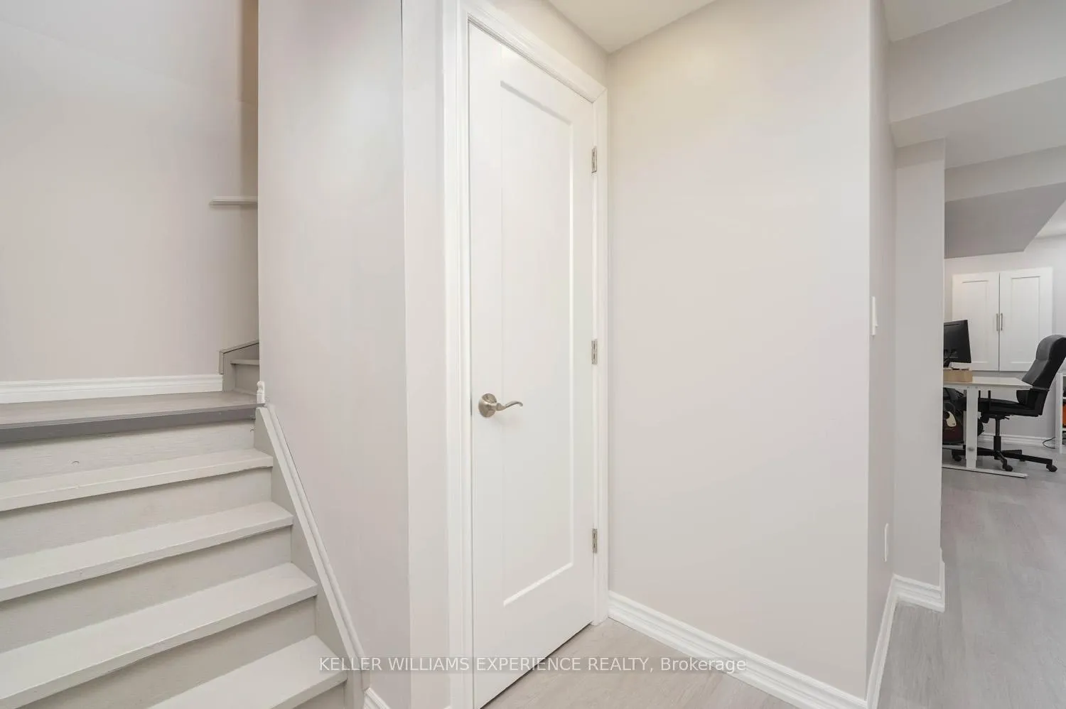 Photo 26 of 23 Cygnus Crescent, Barrie, Ardagh — HOMEH