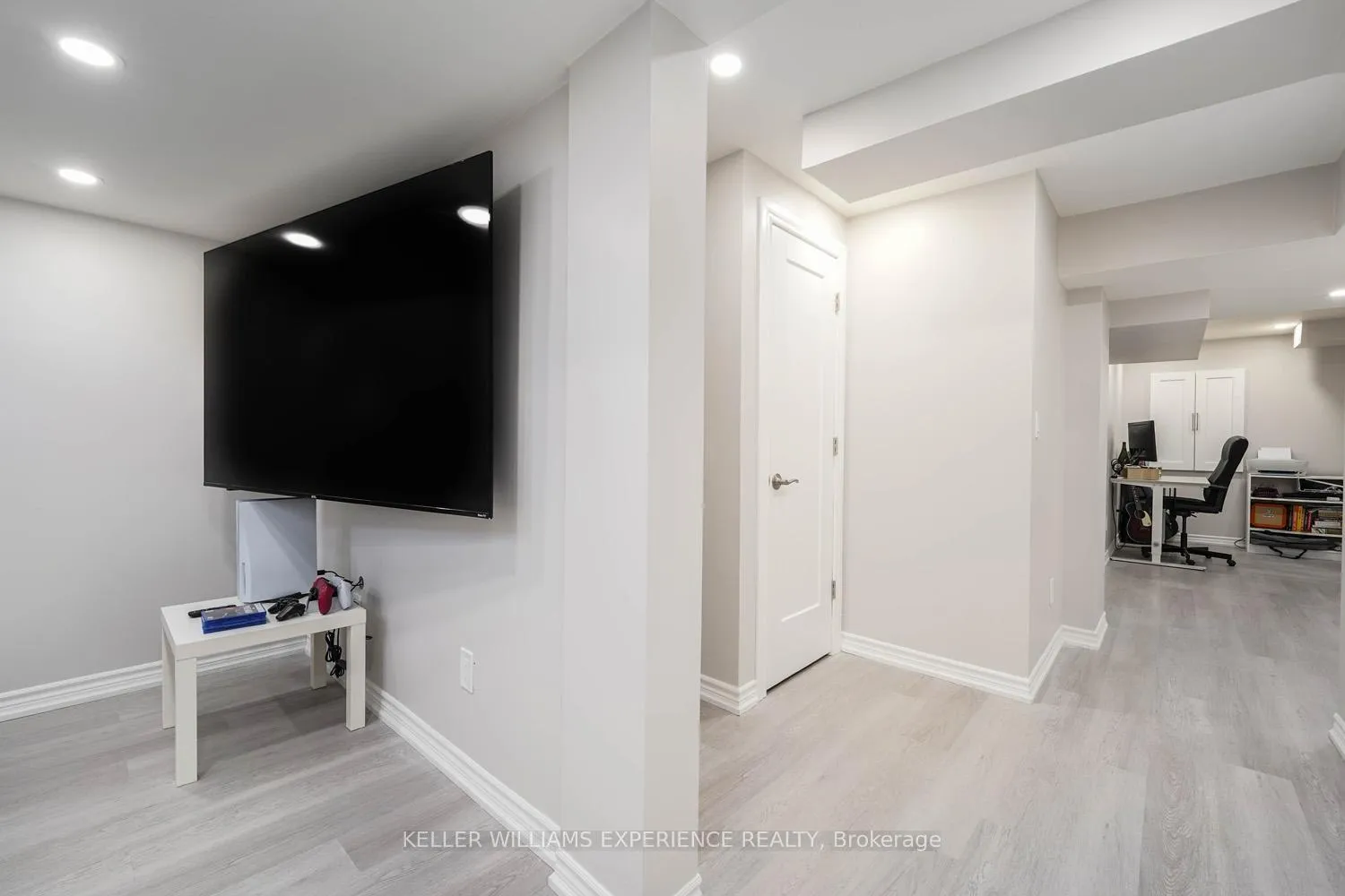 Photo 30 of 23 Cygnus Crescent, Barrie, Ardagh — HOMEH