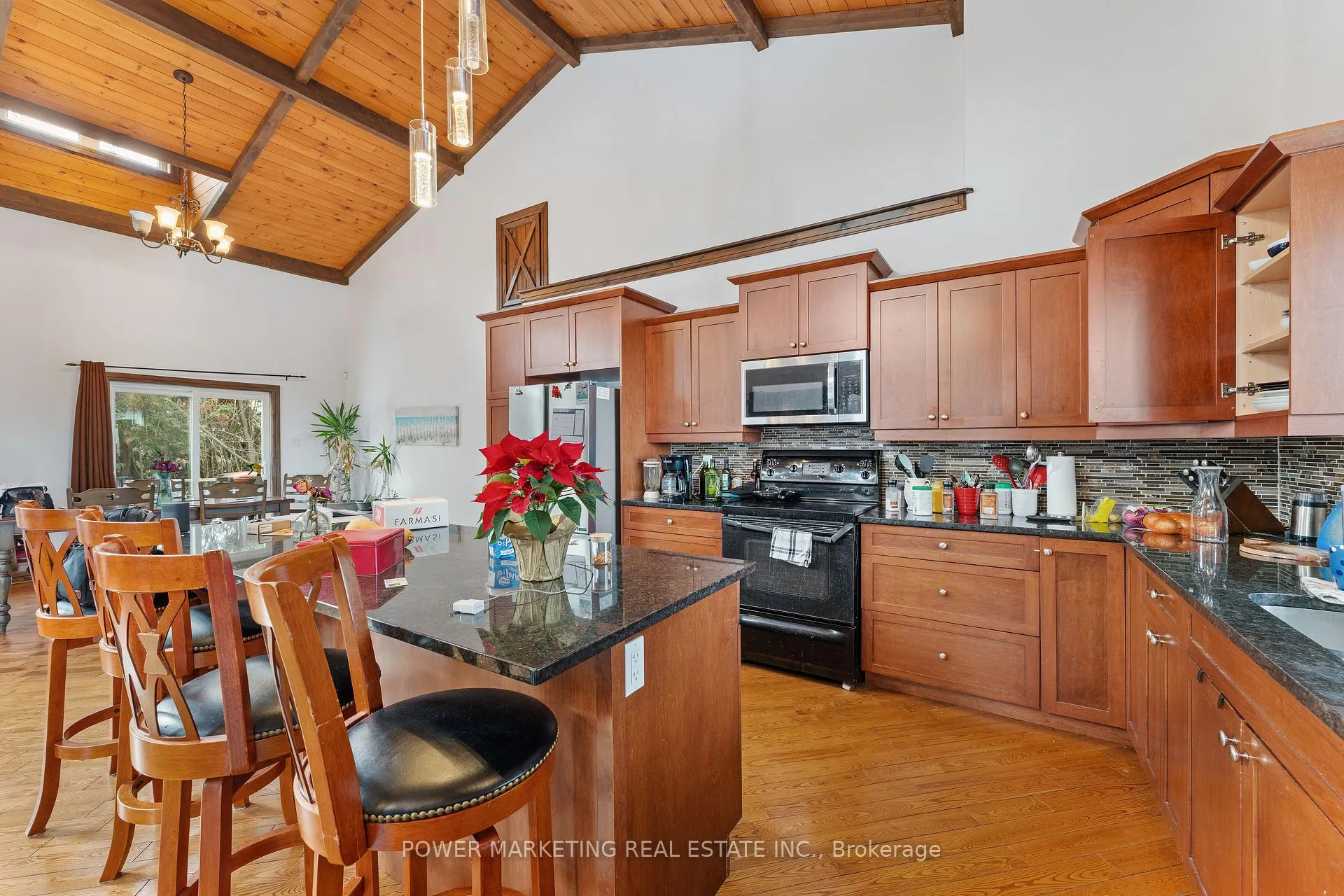 Photo 9 of 6030 Bank Street, Ottawa, Greely — HOMEH