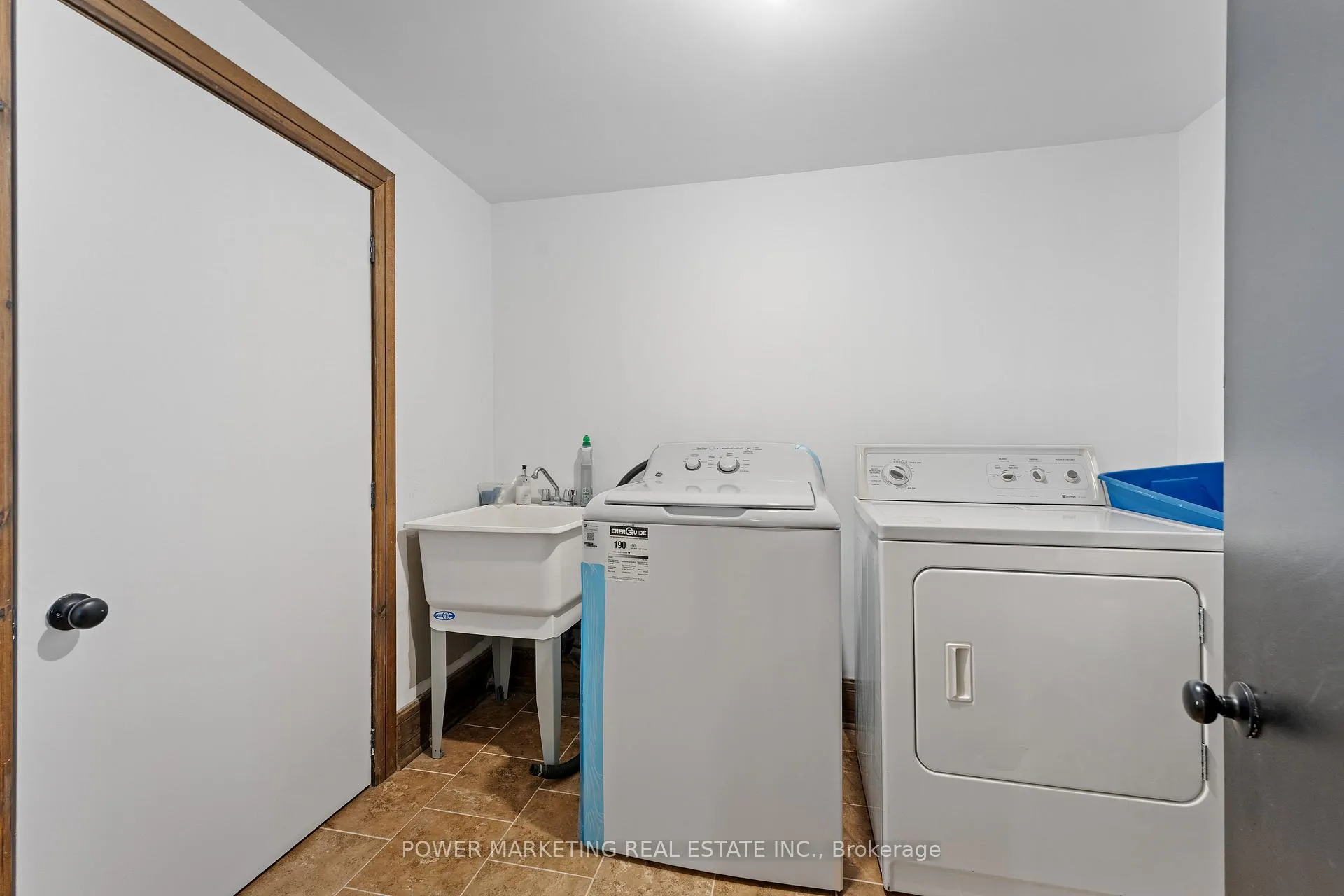 Photo 18 of 6030 Bank Street, Ottawa, Greely — HOMEH
