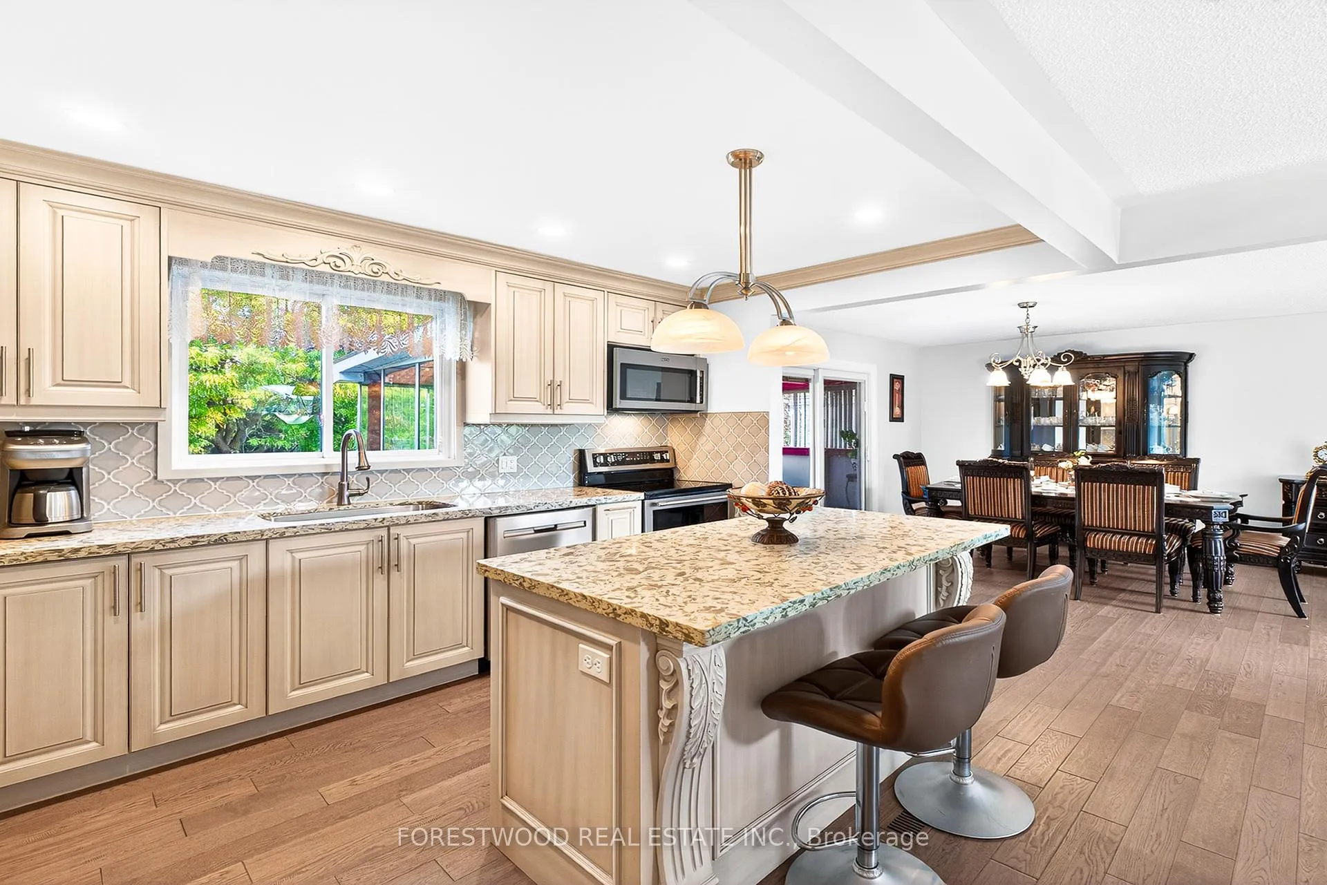 Photo 7 of 93 Deerhurst Road, Hamilton, Stoney Creek — HOMEH