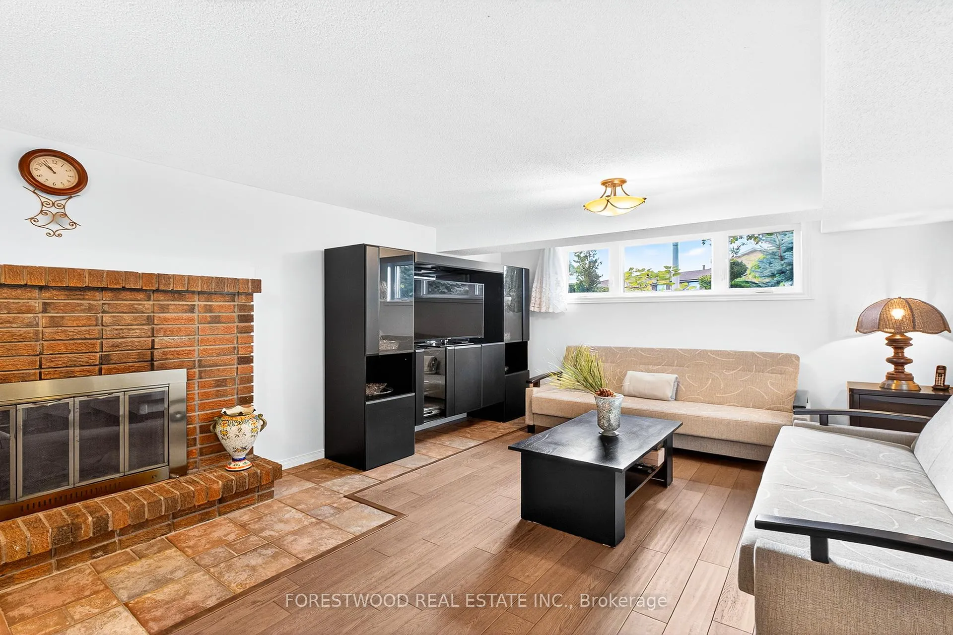 Photo 22 of 93 Deerhurst Road, Hamilton, Stoney Creek — HOMEH