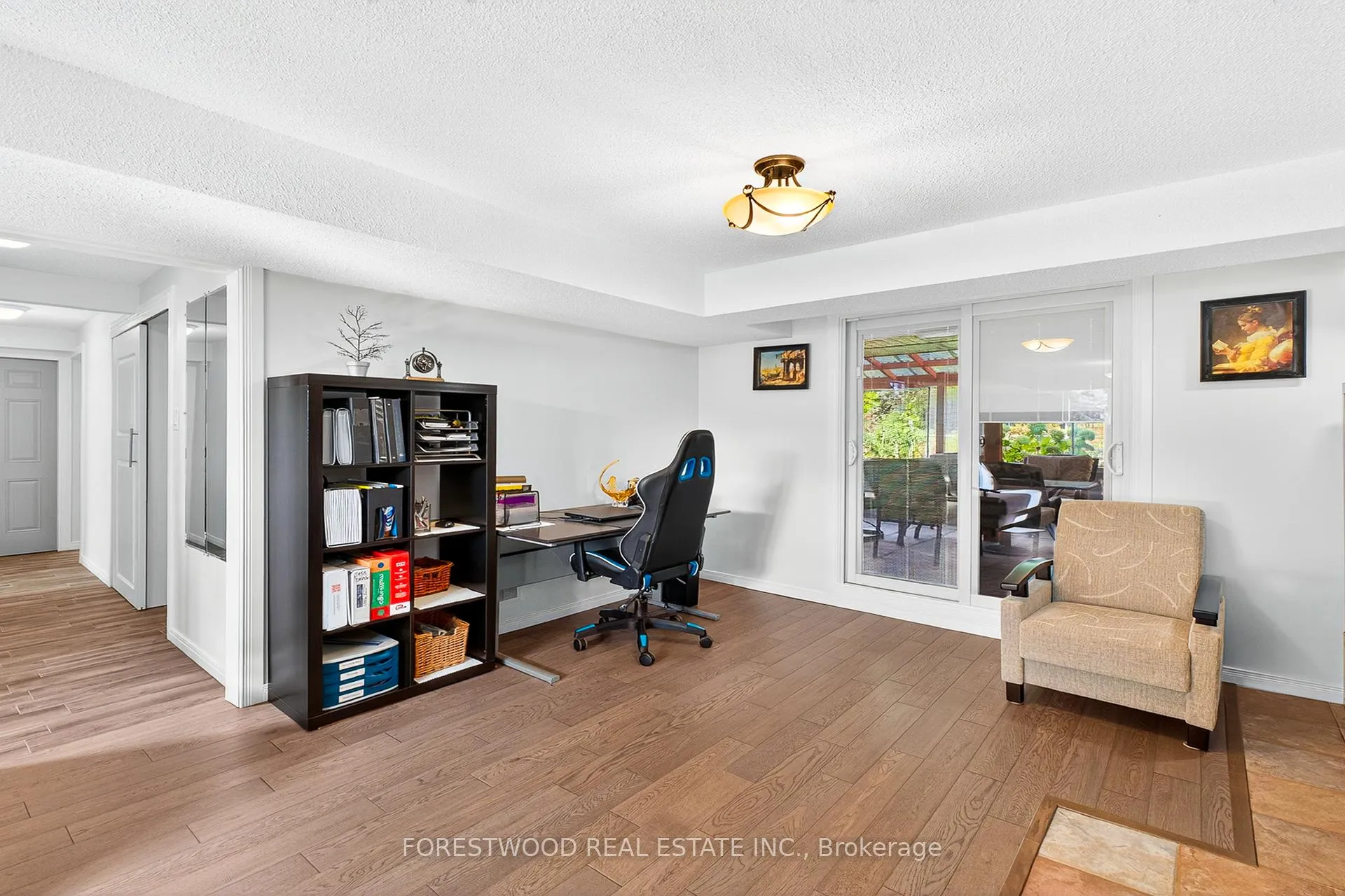 Photo 26 of 93 Deerhurst Road, Hamilton, Stoney Creek — HOMEH