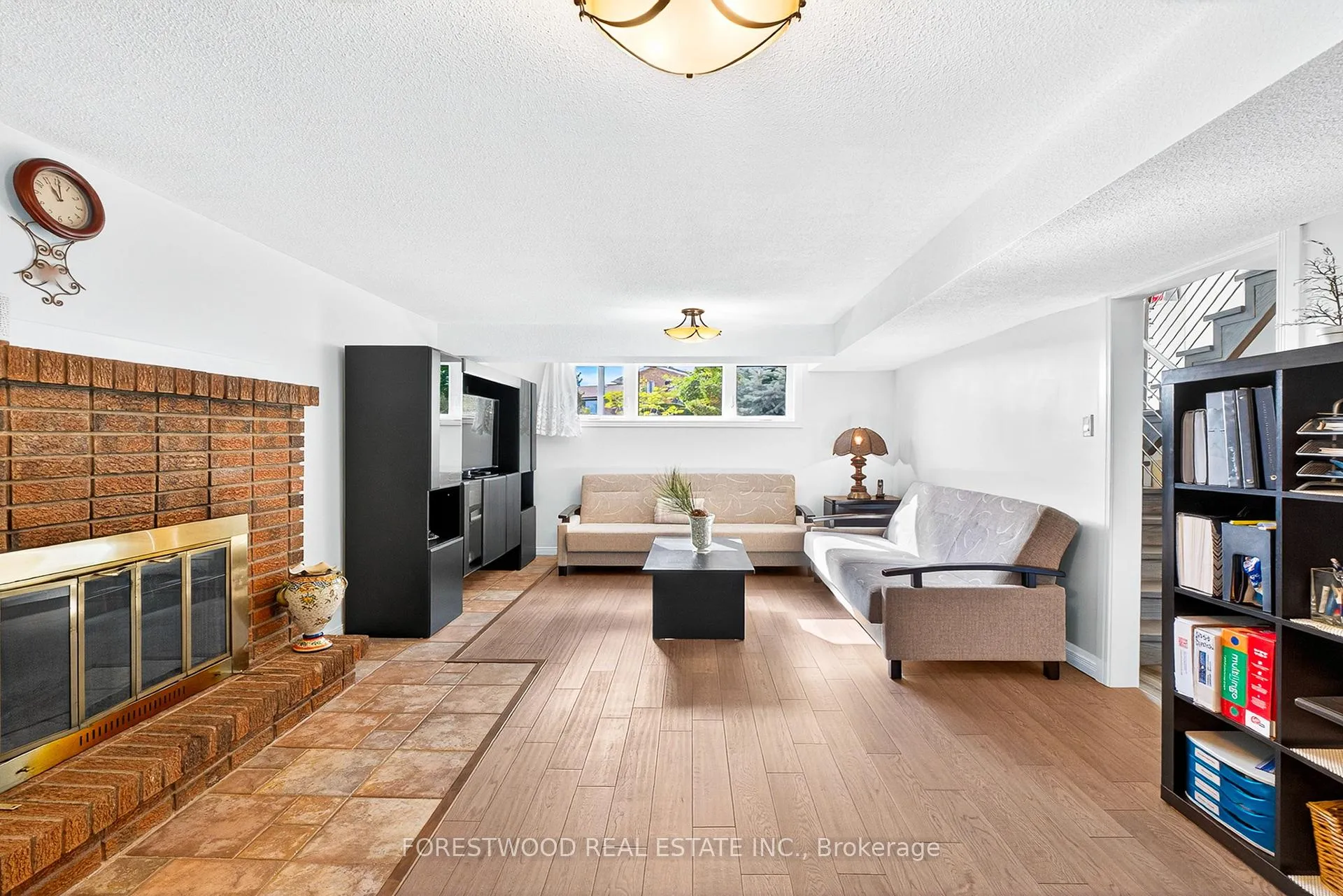 Photo 30 of 93 Deerhurst Road, Hamilton, Stoney Creek — HOMEH