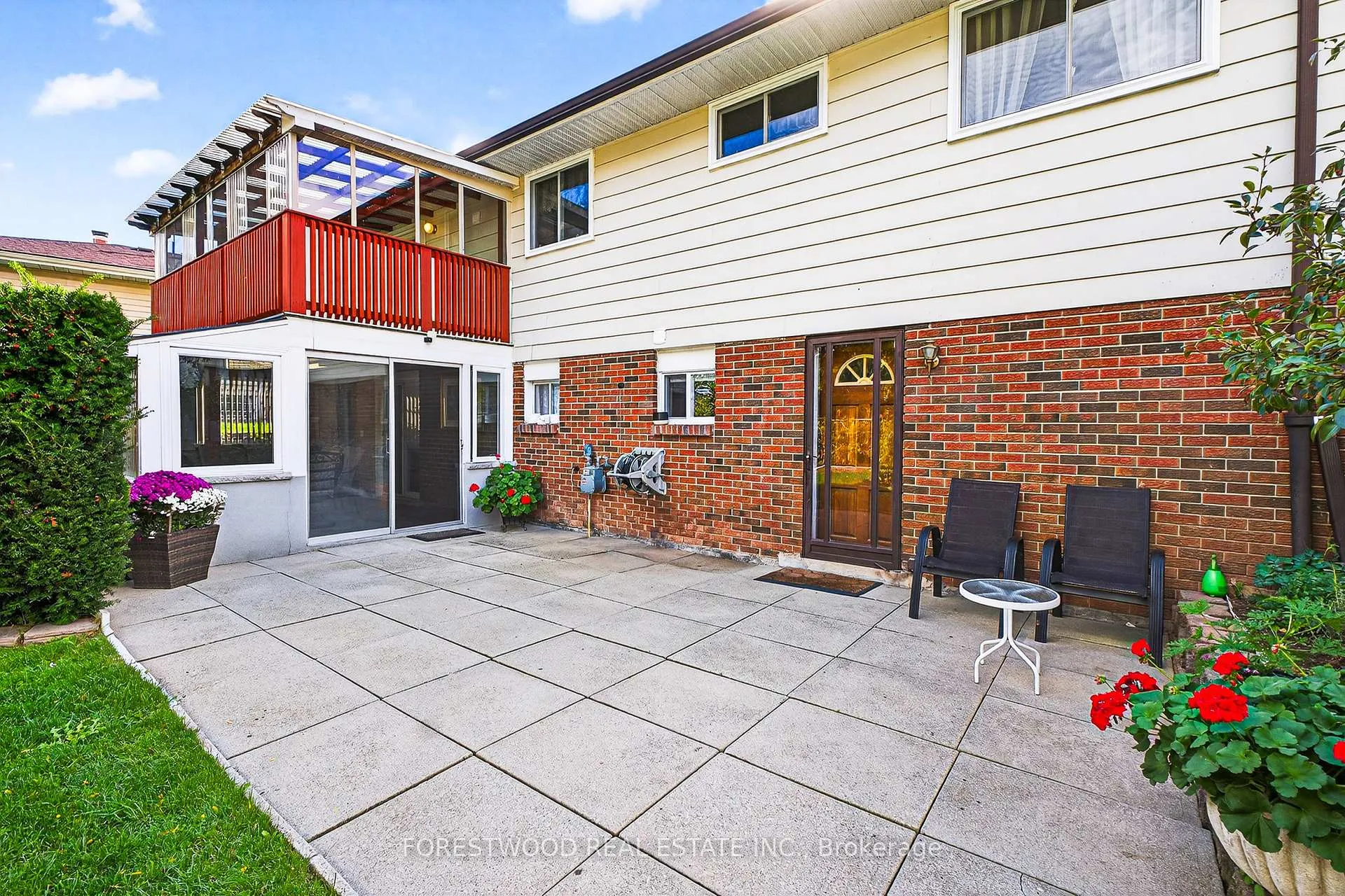 Photo 40 of 93 Deerhurst Road, Hamilton, Stoney Creek — HOMEH