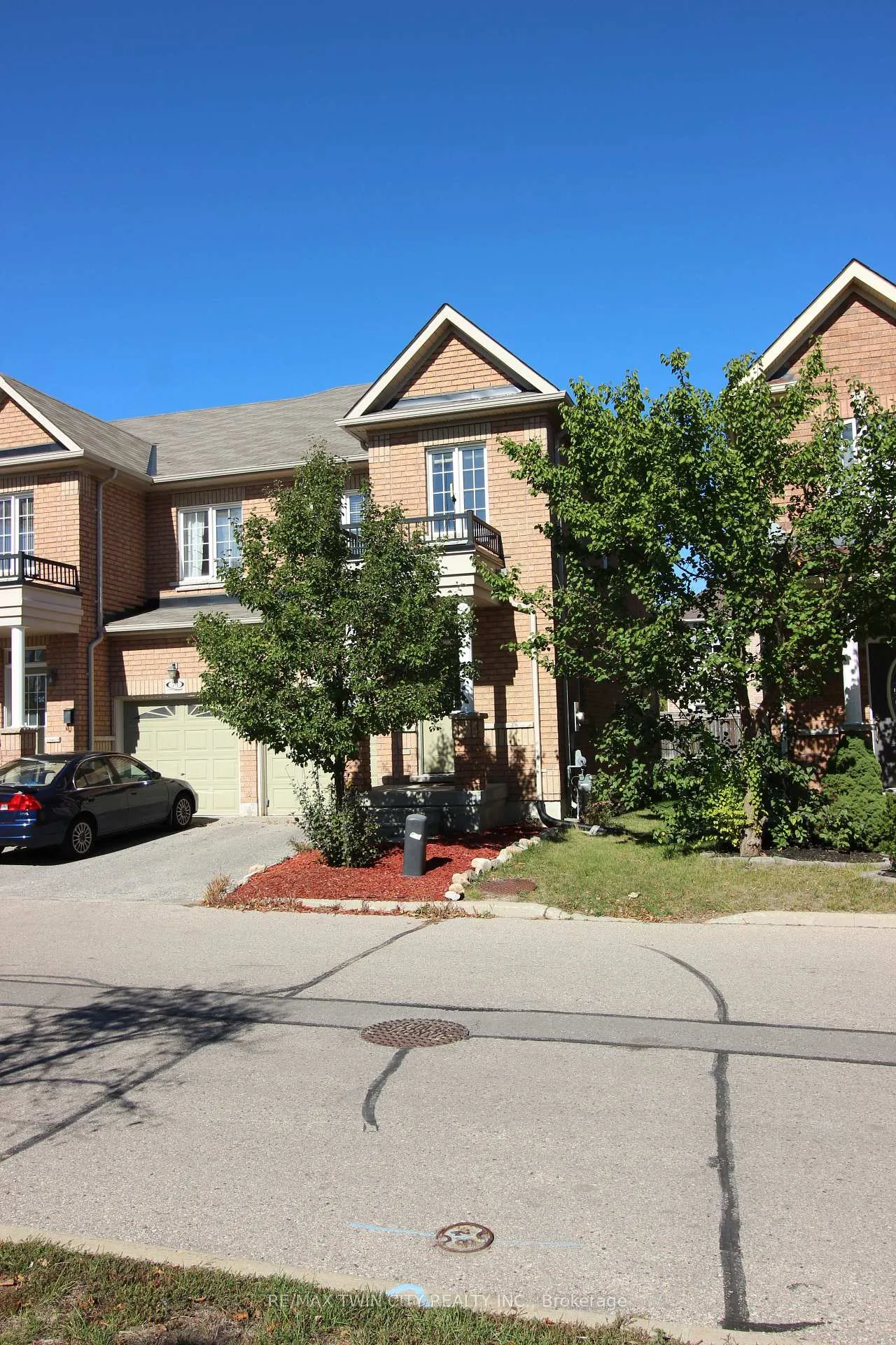Photo 3 of Unit 72, 110 Highland Road E, Kitchener — HOMEH