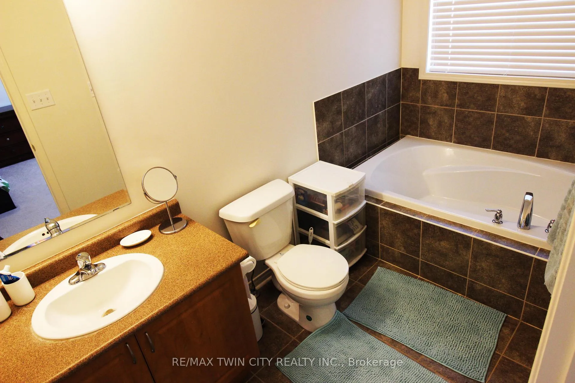 Photo 20 of Unit 72, 110 Highland Road E, Kitchener — HOMEH