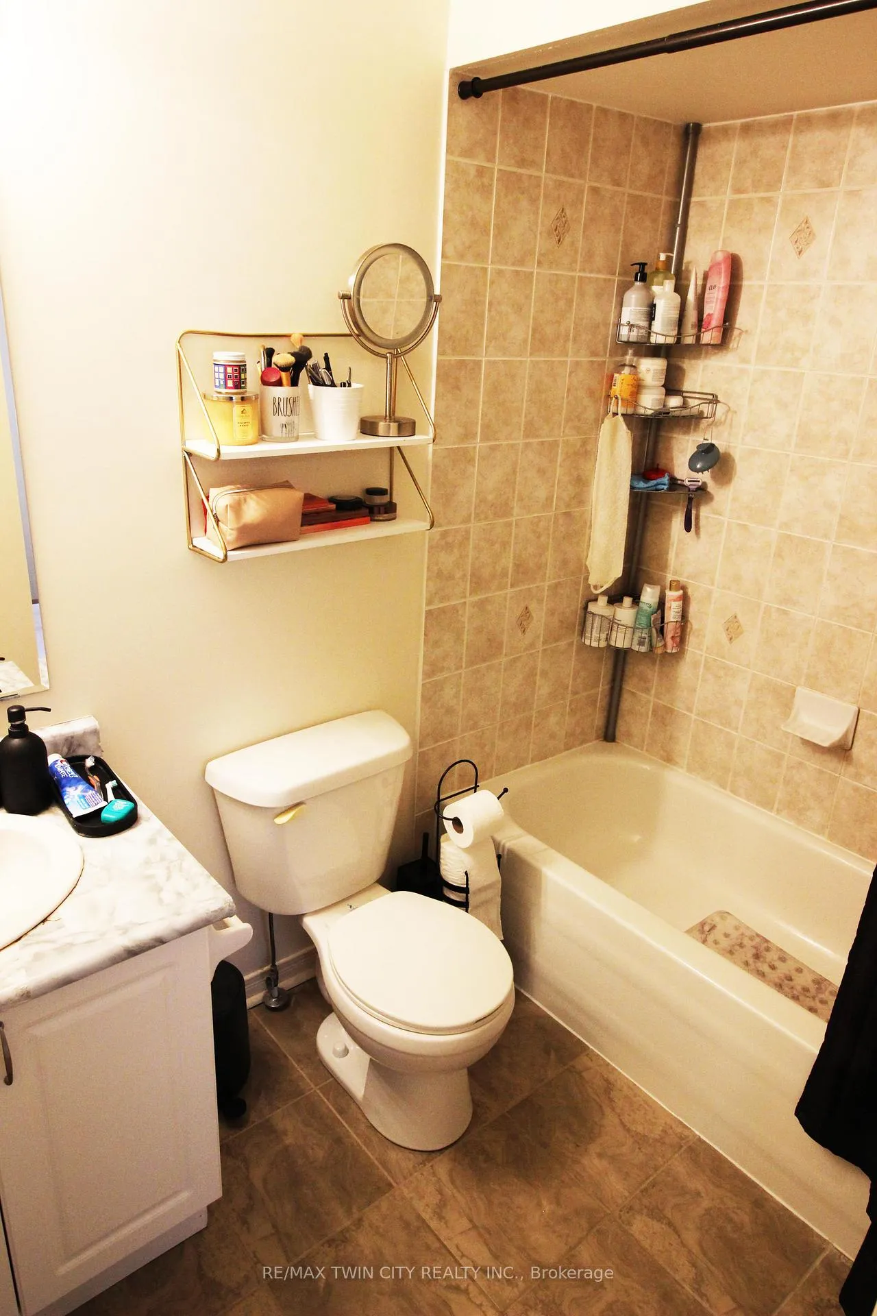 Photo 22 of Unit 72, 110 Highland Road E, Kitchener — HOMEH