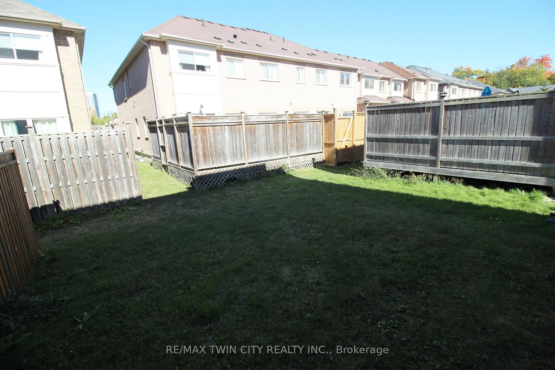 Photo 32 of Unit 72, 110 Highland Road E, Kitchener — HOMEH