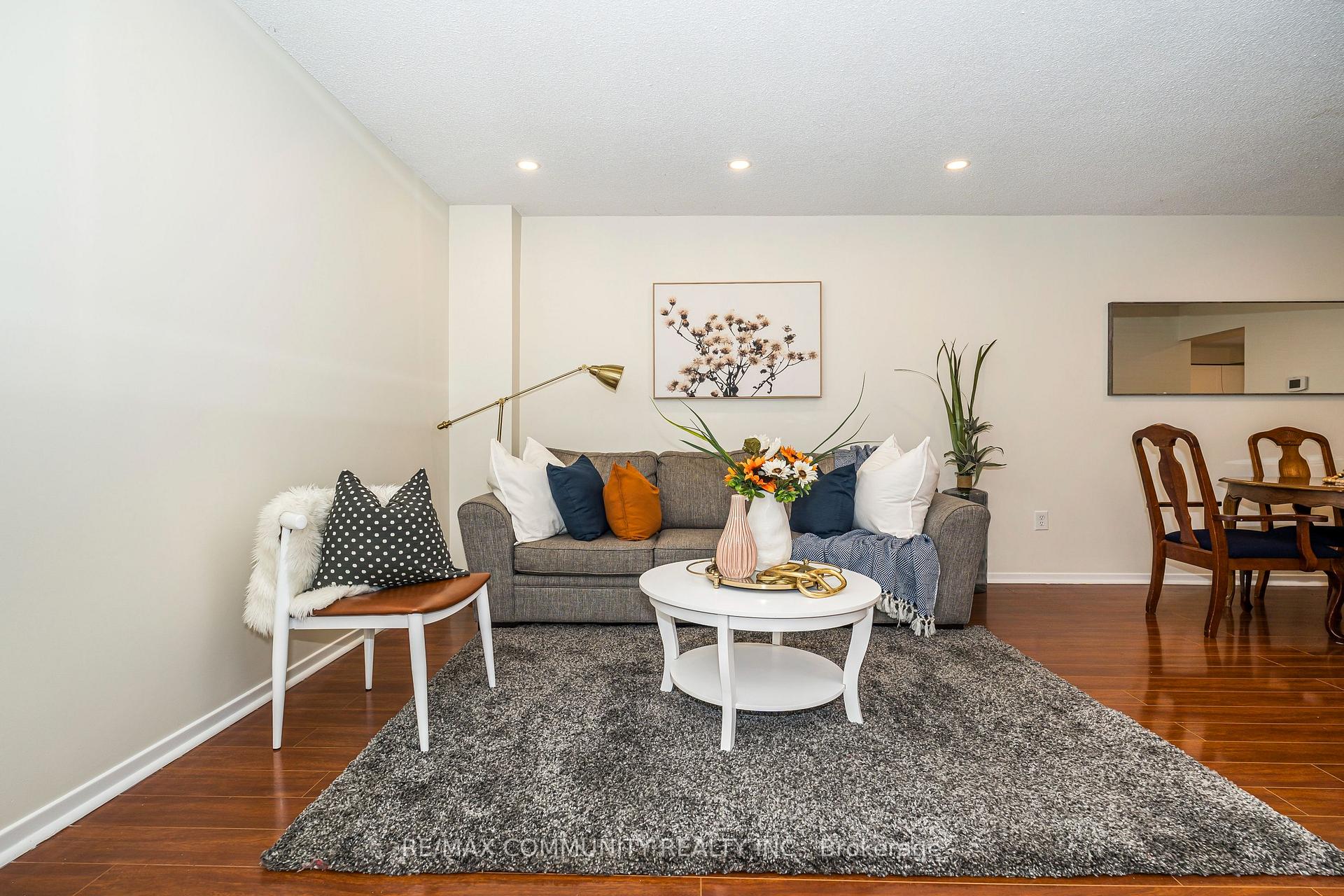 Photo 2 of 70 Tams Drive, Ajax, Central East — HOMEH