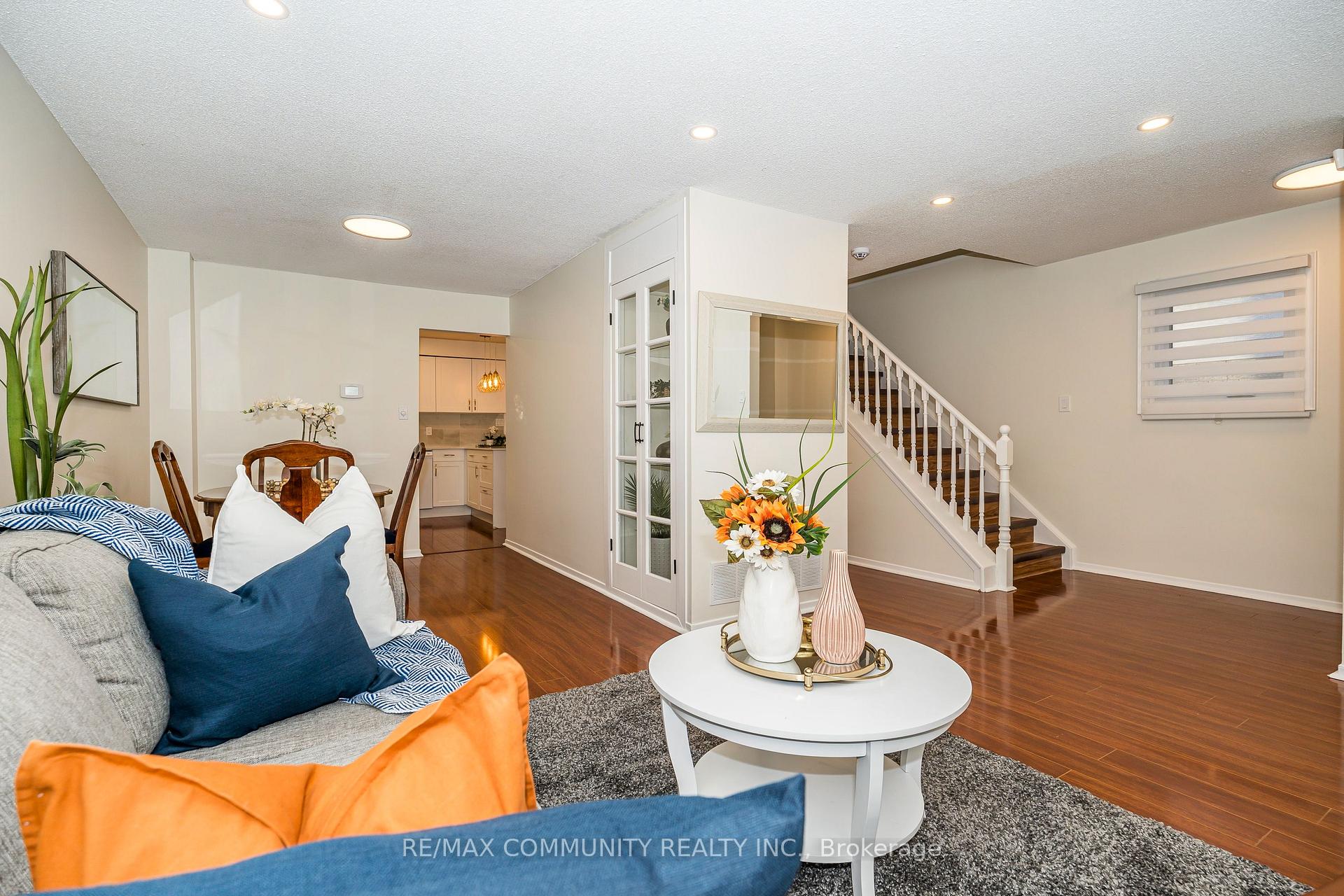 Photo 4 of 70 Tams Drive, Ajax, Central East — HOMEH
