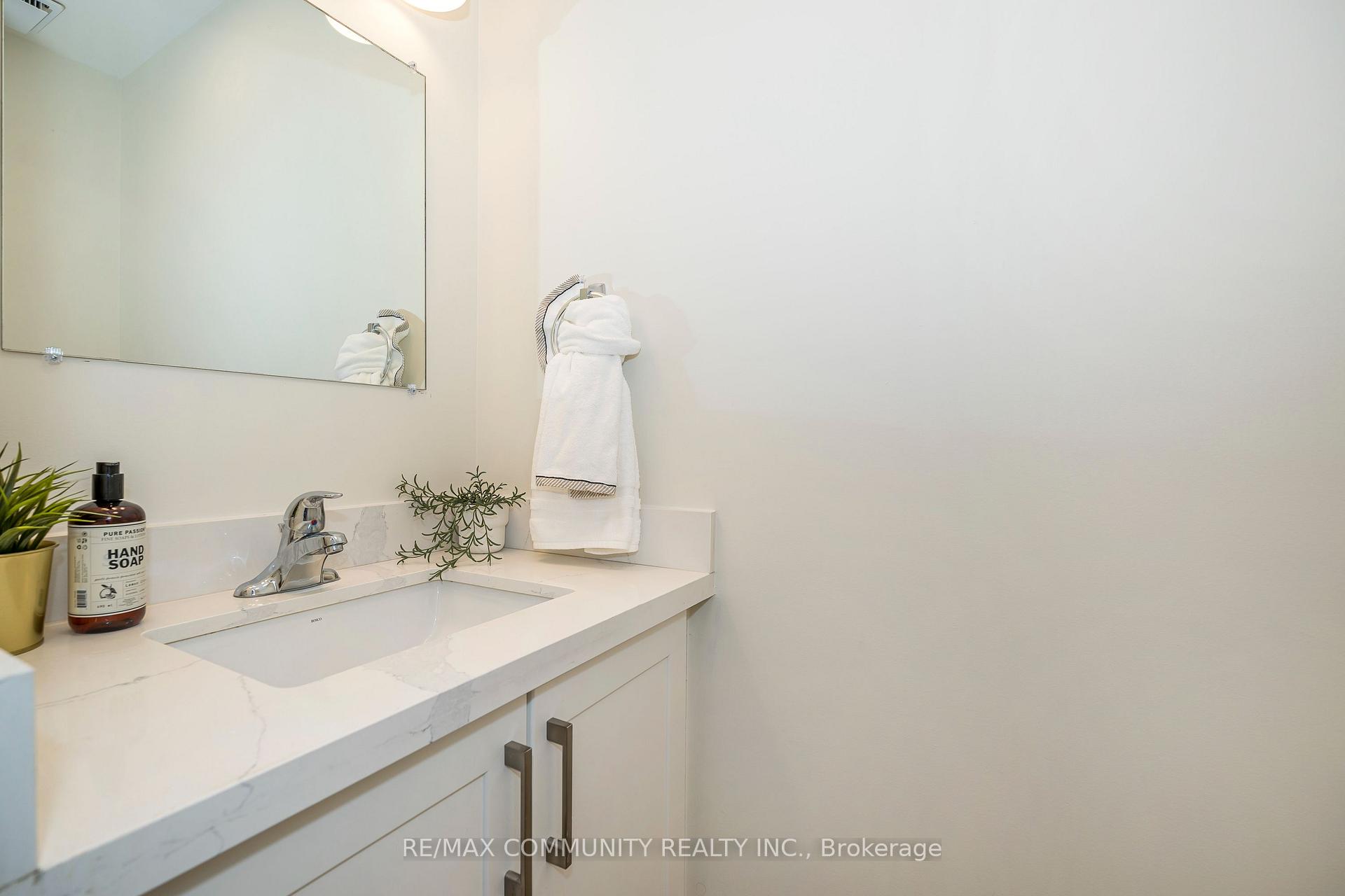 Photo 13 of 70 Tams Drive, Ajax, Central East — HOMEH