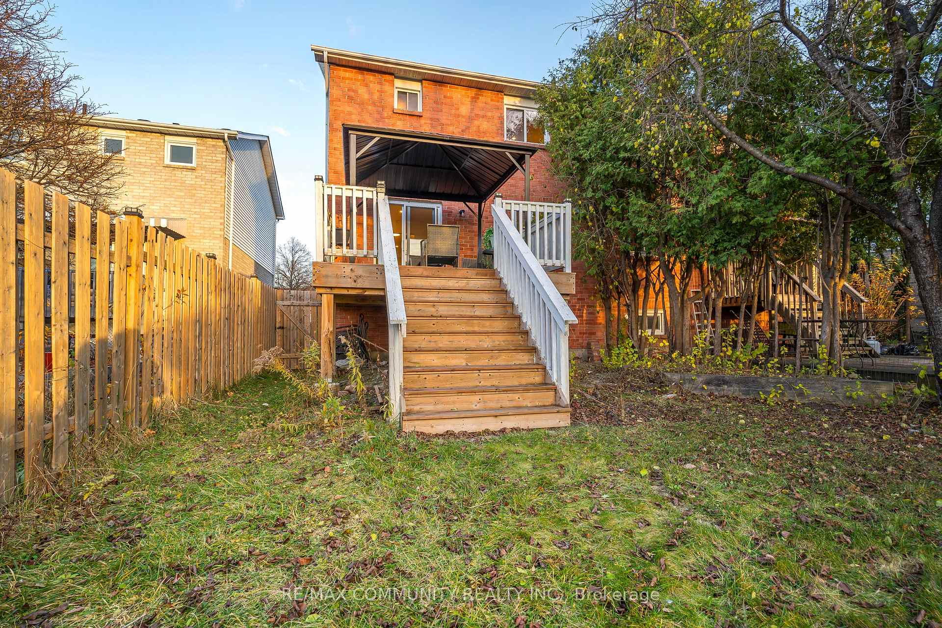 Photo 25 of 70 Tams Drive, Ajax, Central East — HOMEH