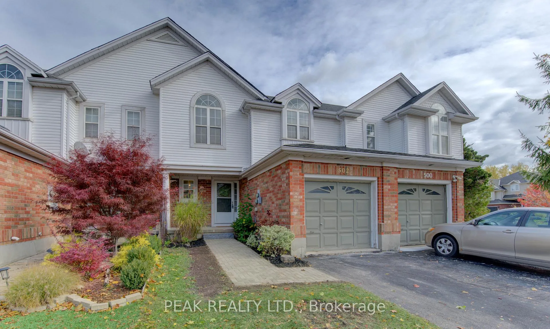 Photo 3 of 502 Mariner Drive, Waterloo — HOMEH