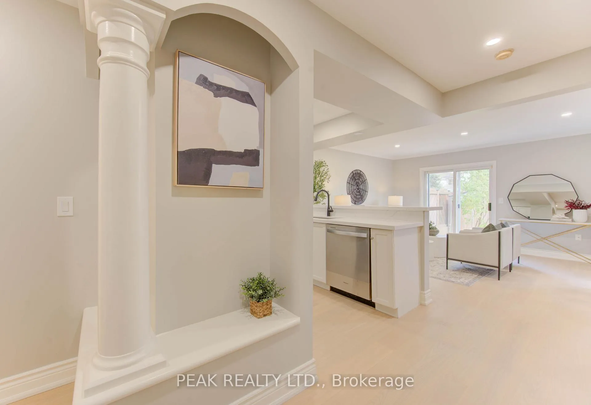 Photo 7 of 502 Mariner Drive, Waterloo — HOMEH