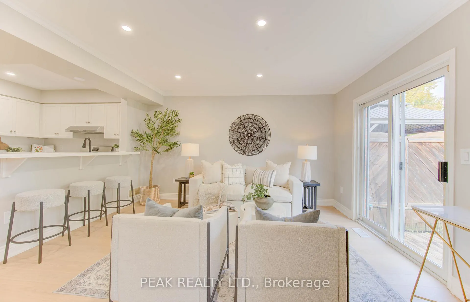 Photo 14 of 502 Mariner Drive, Waterloo — HOMEH