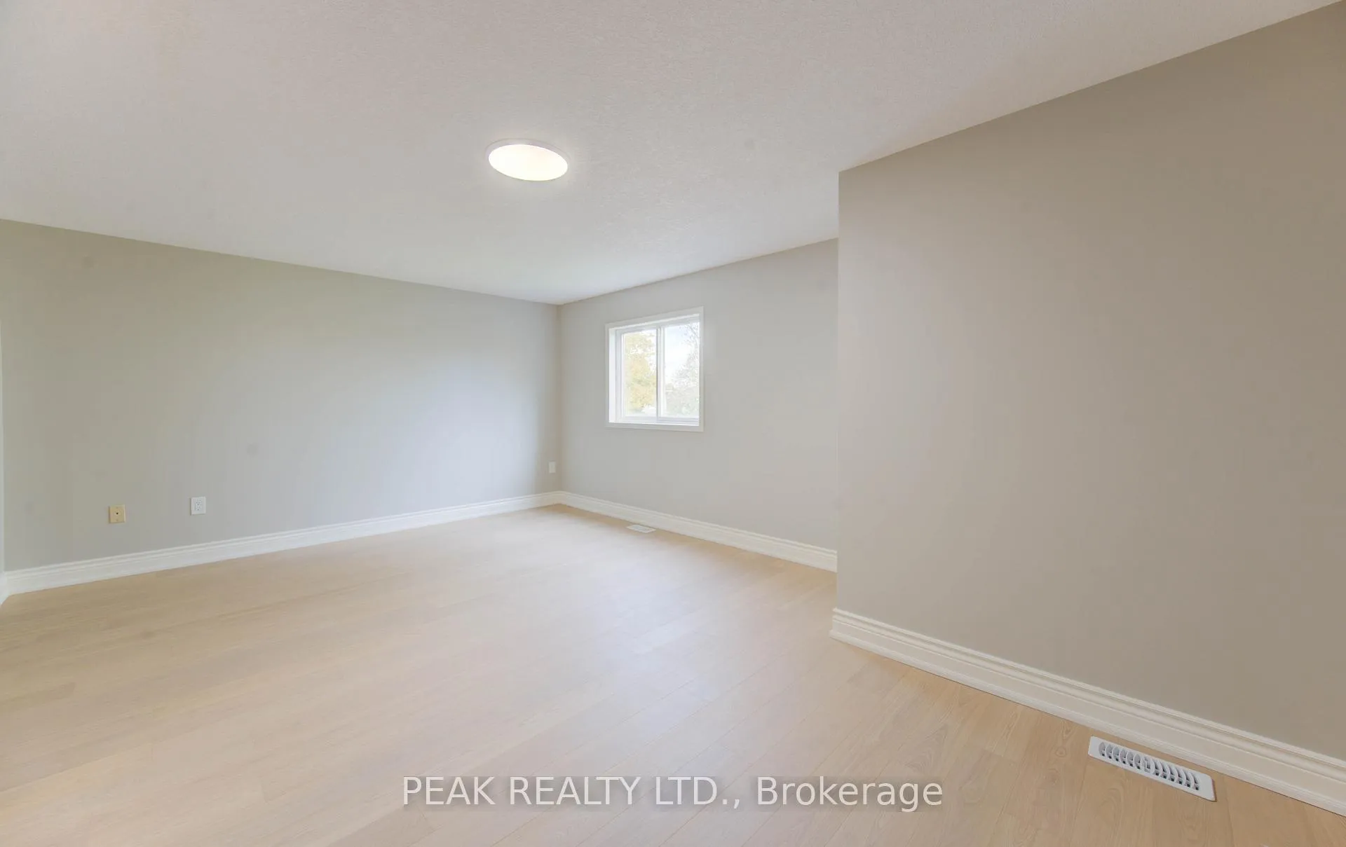 Photo 29 of 502 Mariner Drive, Waterloo — HOMEH