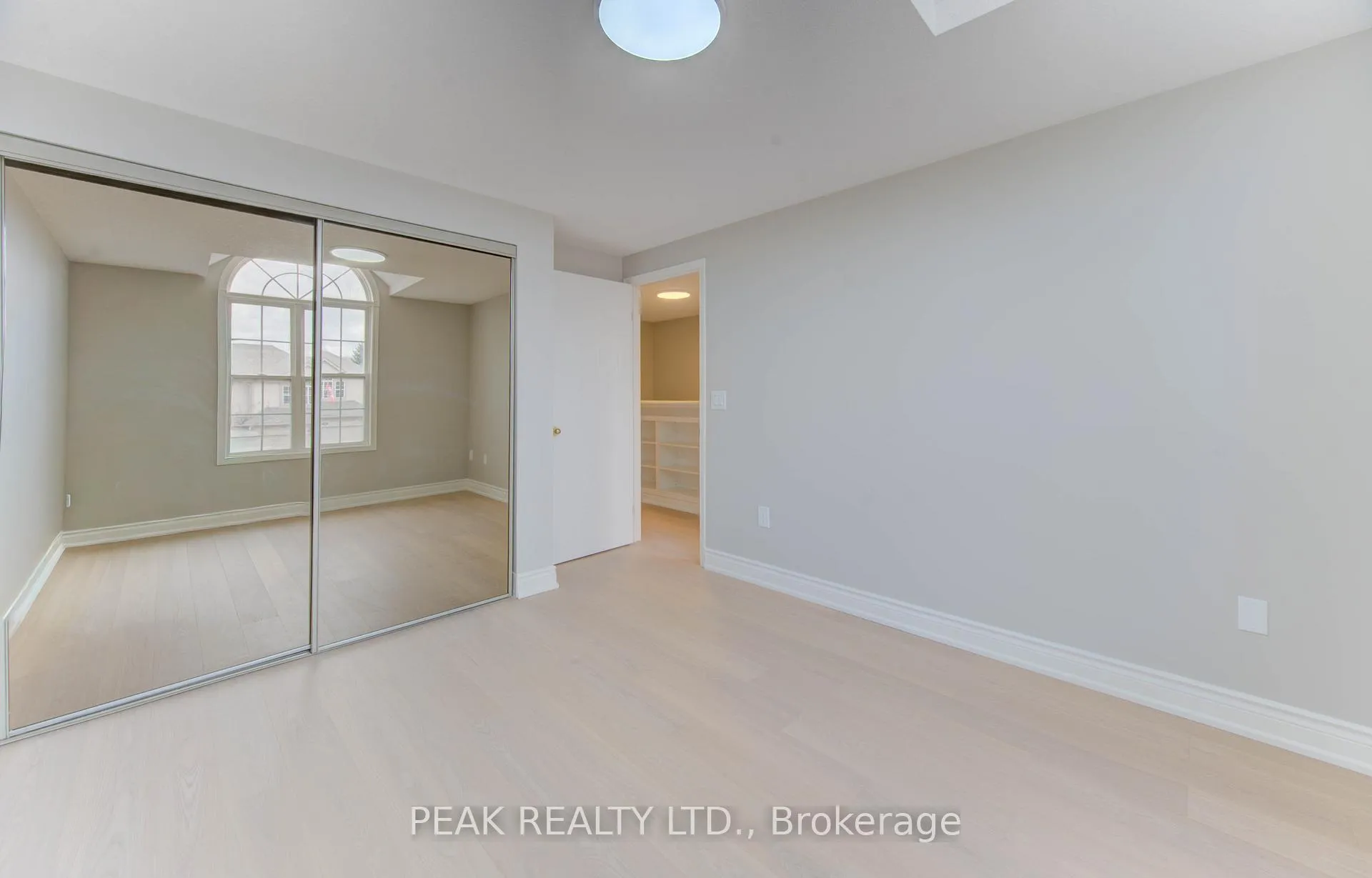 Photo 33 of 502 Mariner Drive, Waterloo — HOMEH