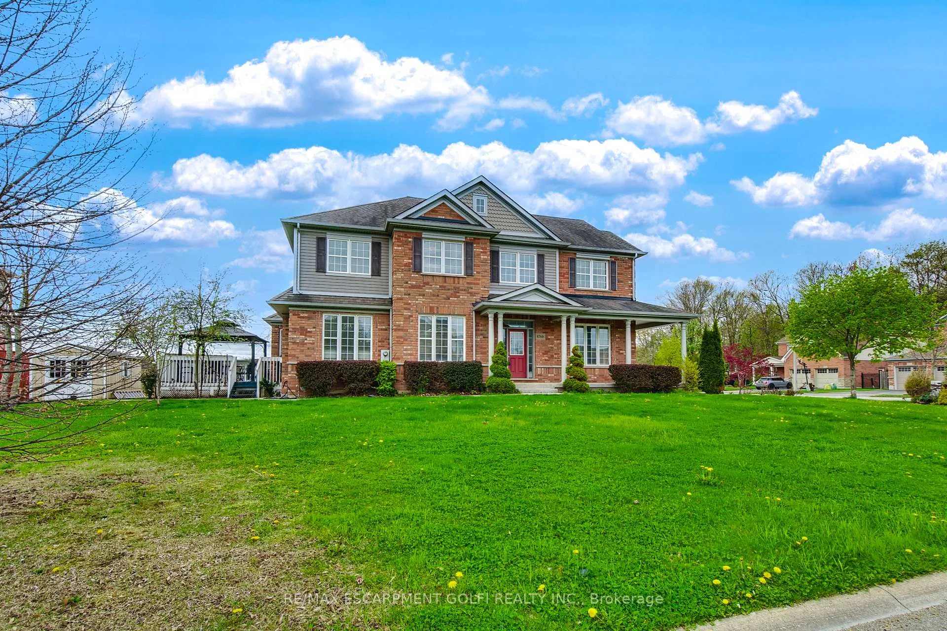 Front of 8760 Milomir Street