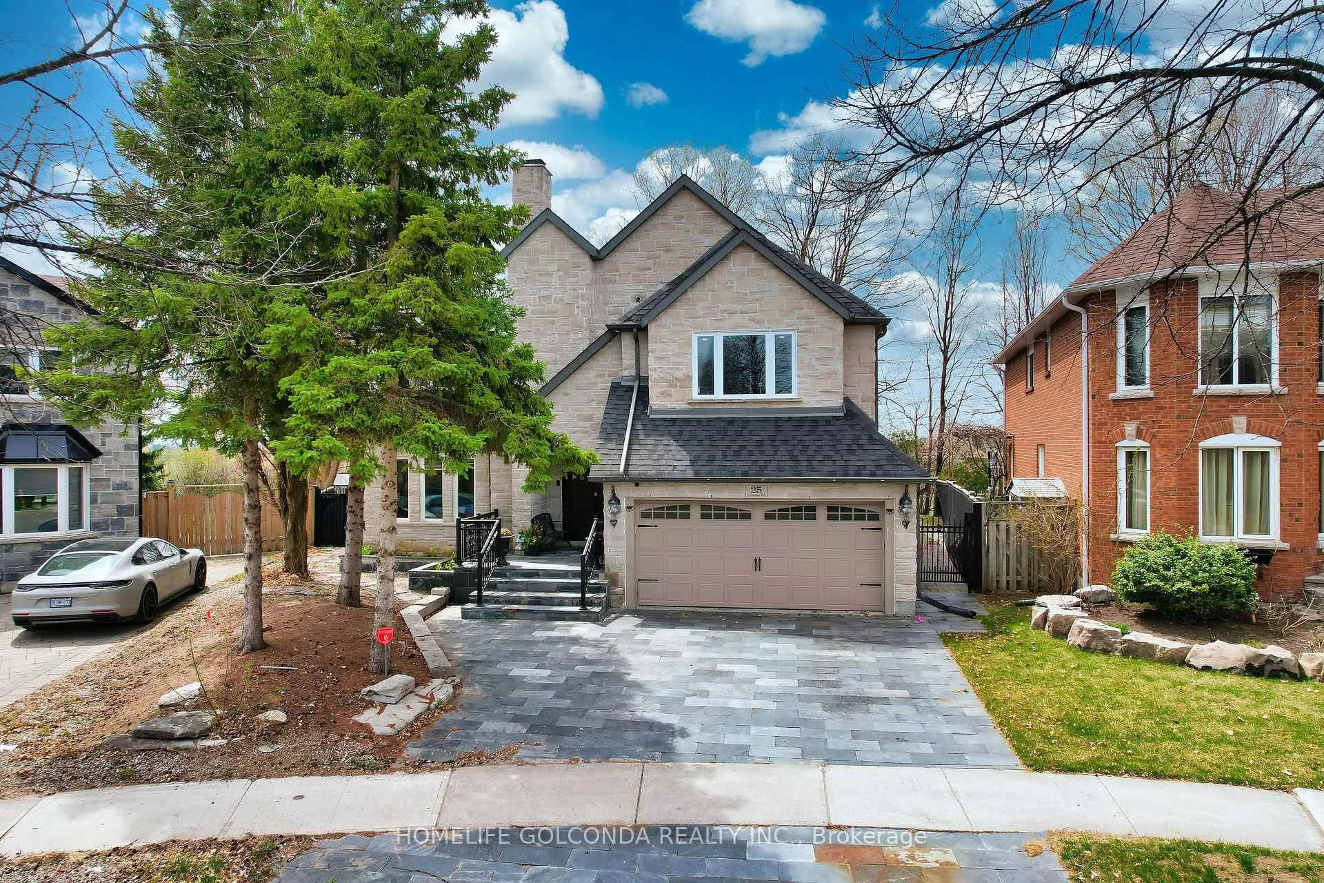 Photo 1 of 25 Conistan Road, Markham, Unionville — HOMEH