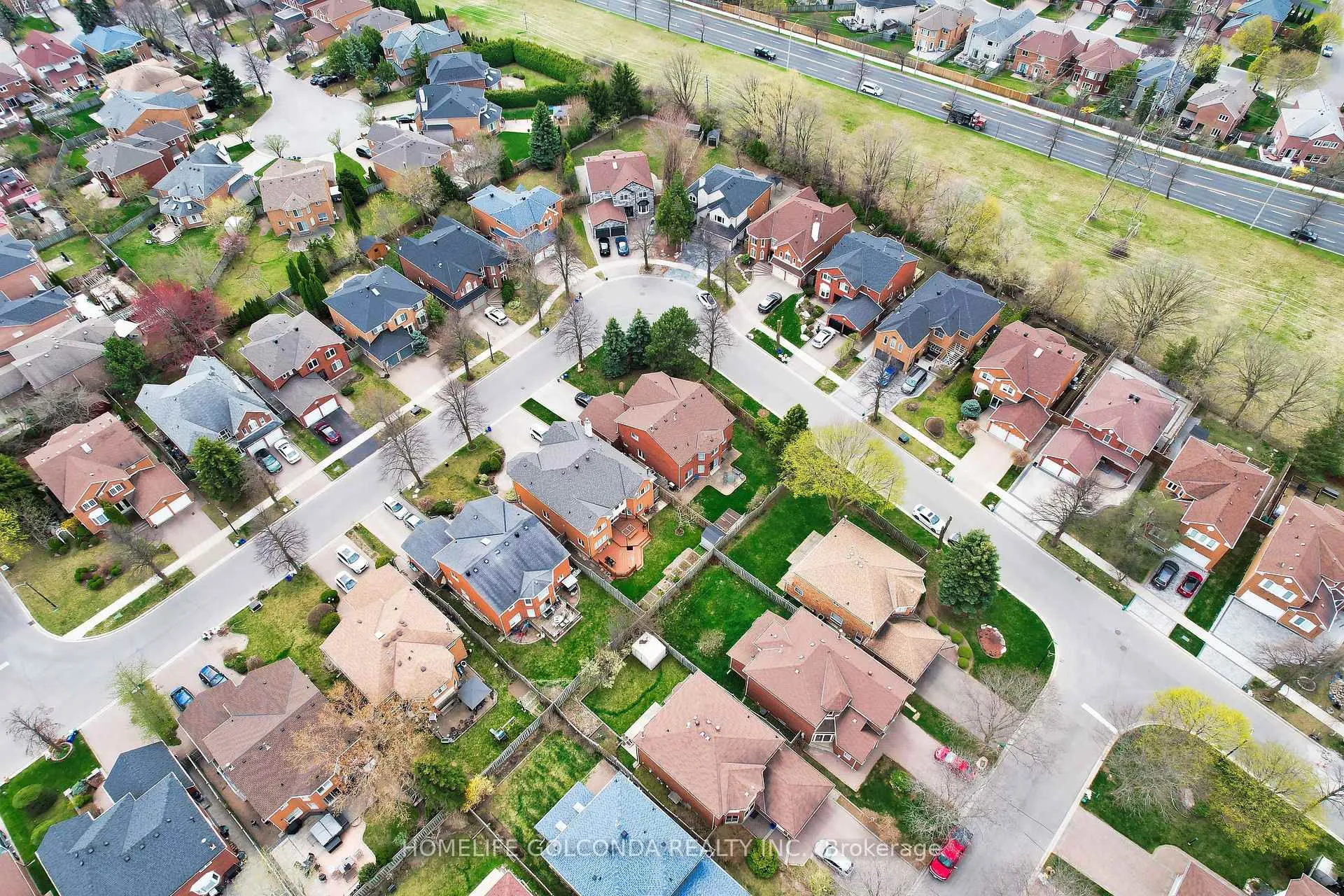 Photo 3 of 25 Conistan Road, Markham, Unionville — HOMEH