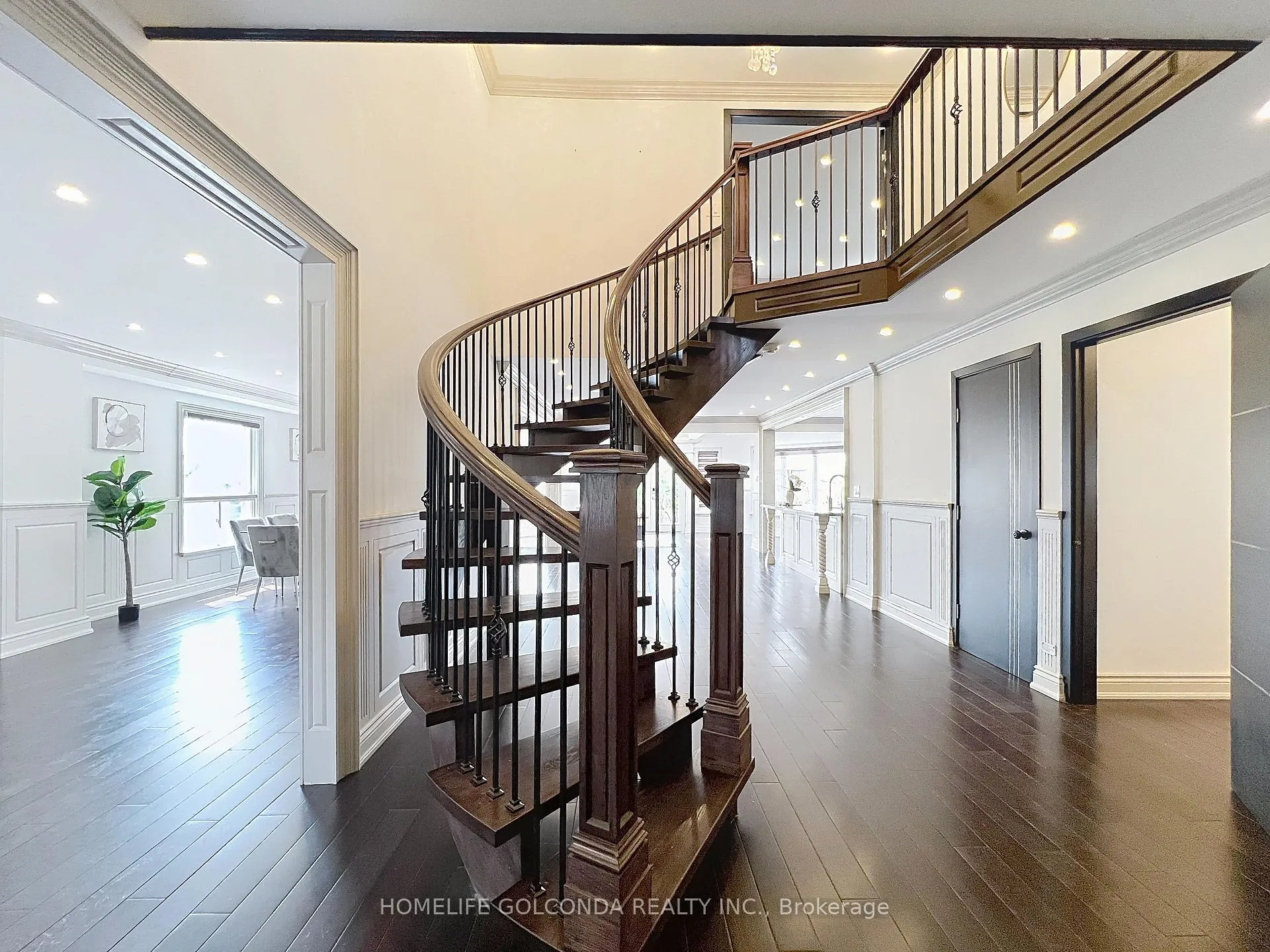 Photo 7 of 25 Conistan Road, Markham, Unionville — HOMEH