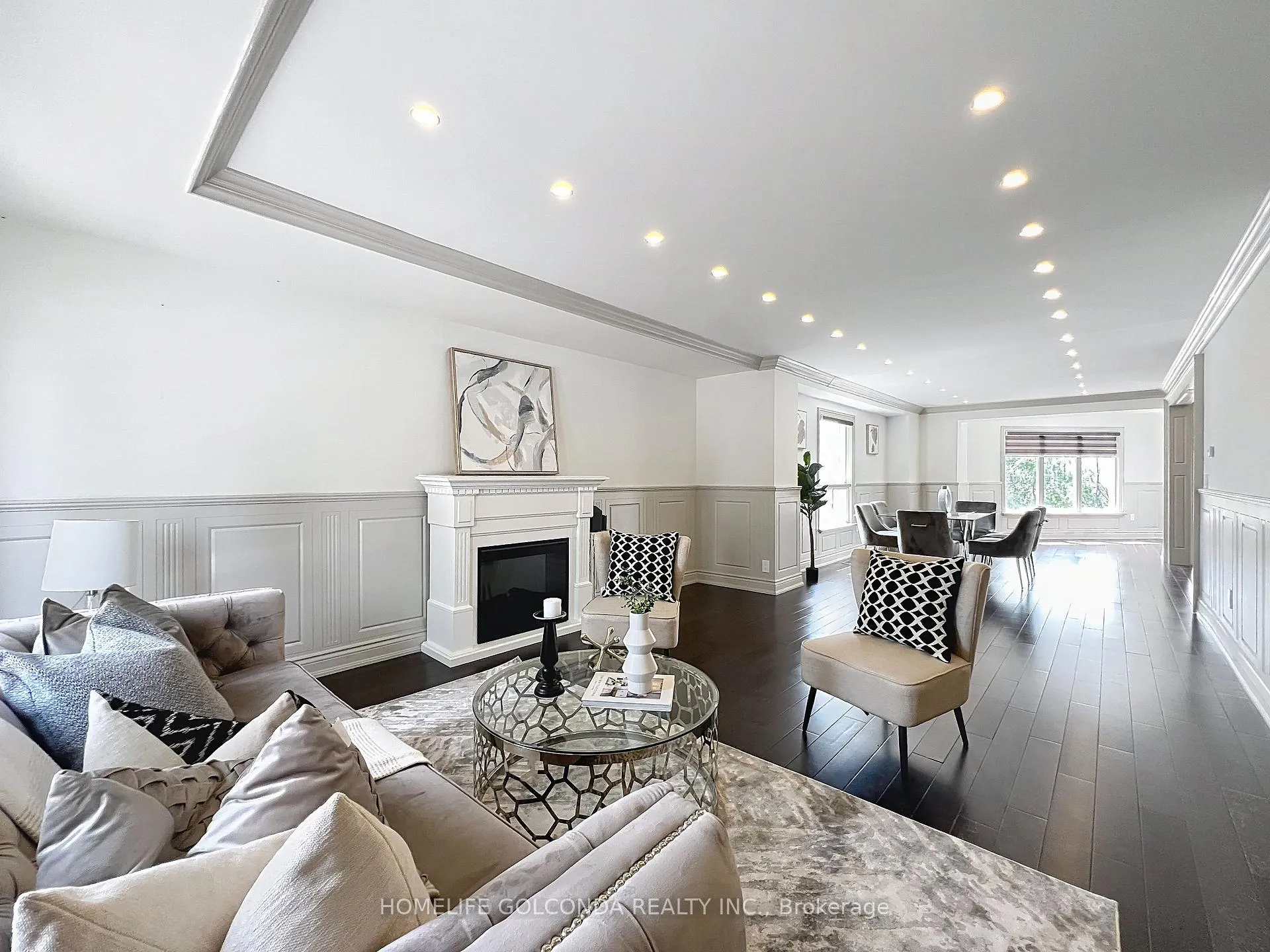 Photo 11 of 25 Conistan Road, Markham, Unionville — HOMEH