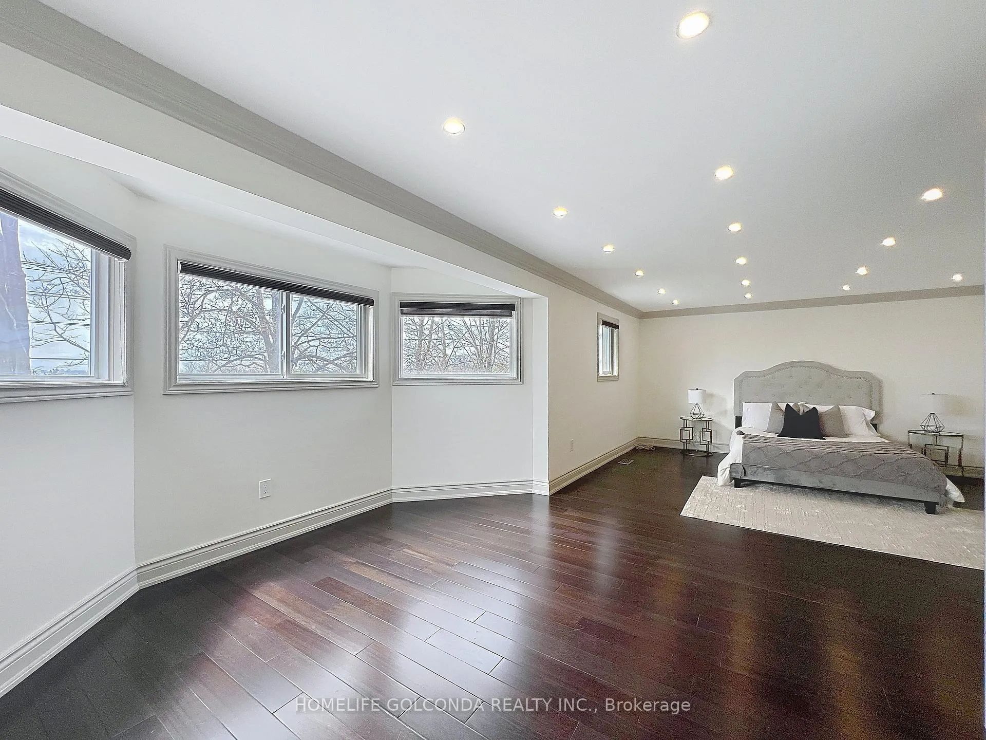 Photo 24 of 25 Conistan Road, Markham, Unionville — HOMEH