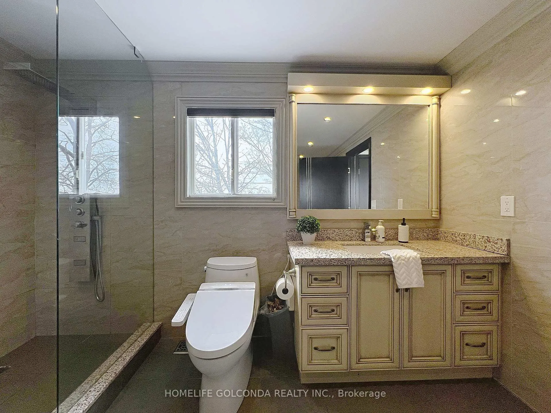 Photo 26 of 25 Conistan Road, Markham, Unionville — HOMEH
