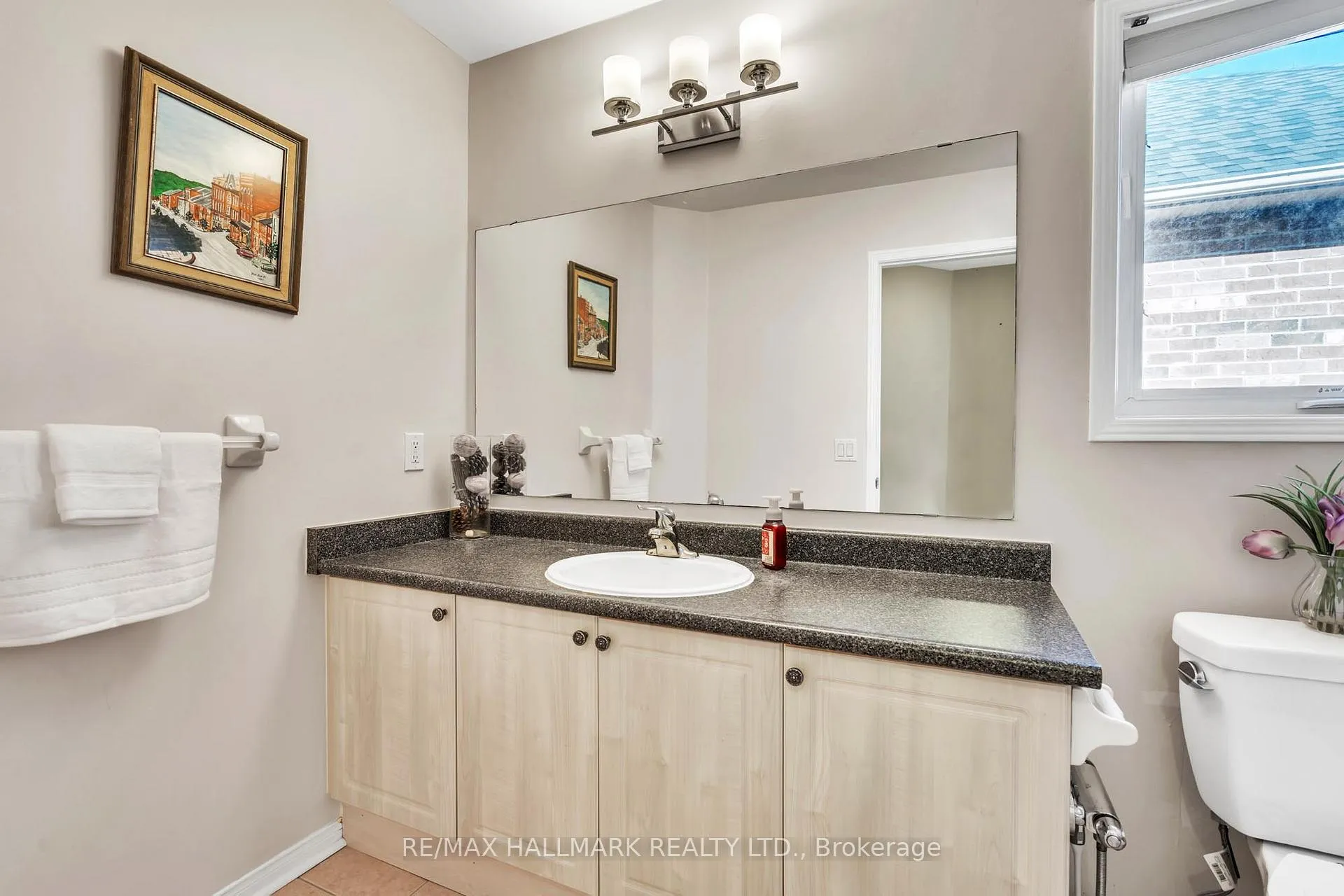 Photo 39 of 21 Brooks Avenue, Aurora, Bayview Northeast — HOMEH