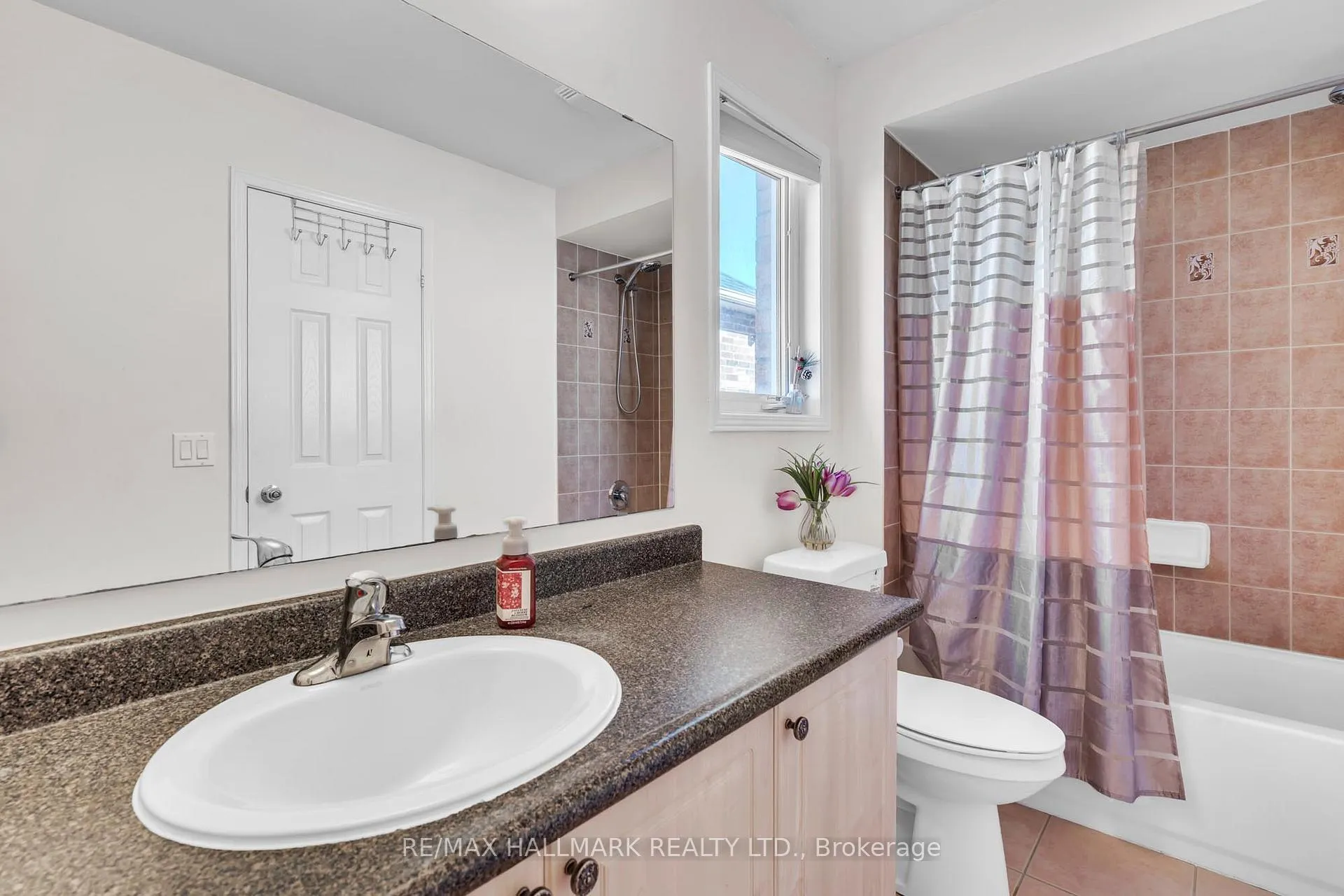 Photo 40 of 21 Brooks Avenue, Aurora, Bayview Northeast — HOMEH