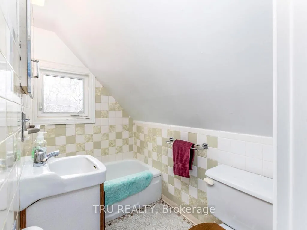 Photo 17 of 440 Kensington Avenue, Ottawa, Westboro/Hampton Park — HOMEH