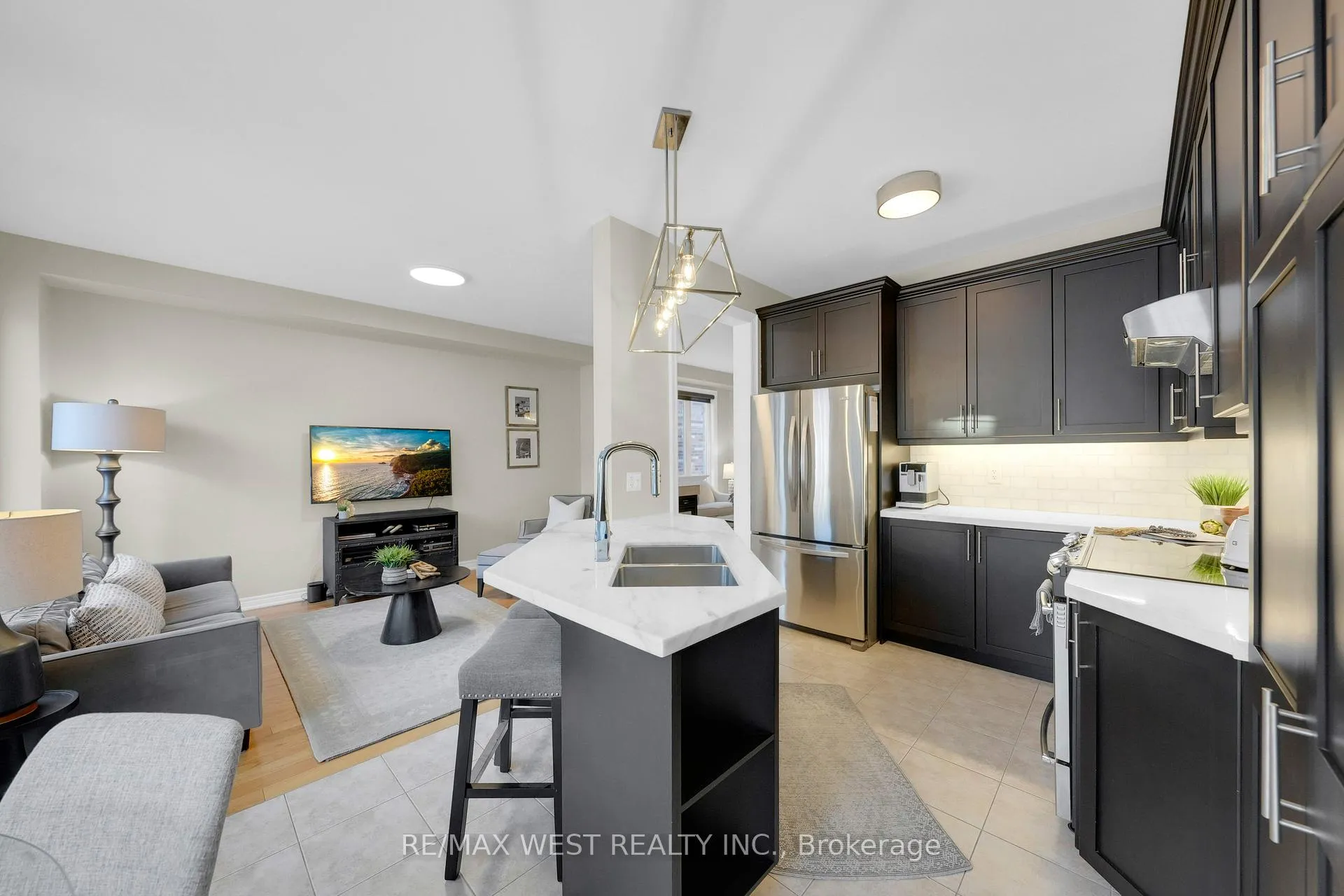 Photo 5 of 244 Hansard Drive, Vaughan, Vellore Village — HOMEH