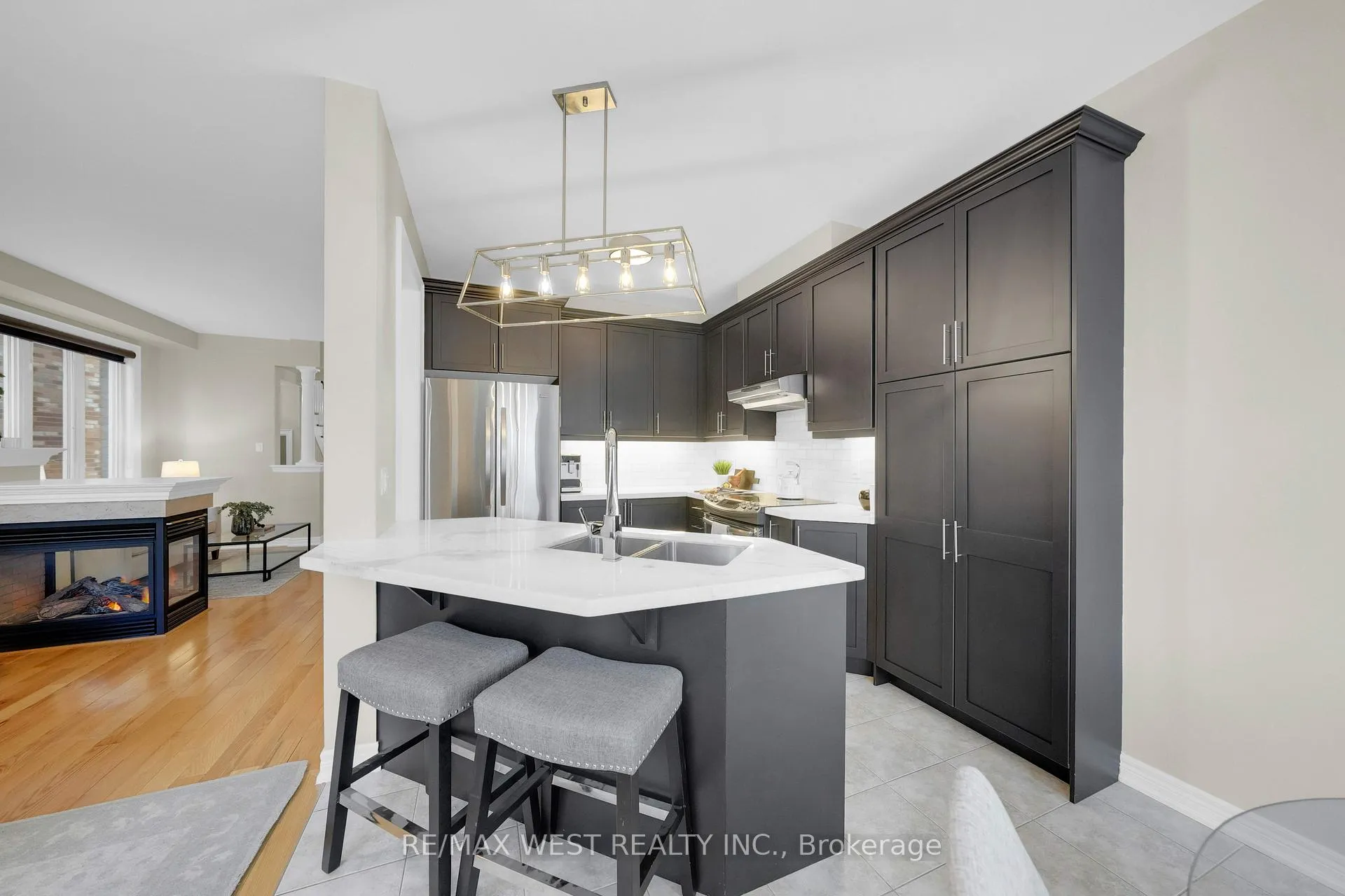 Photo 10 of 244 Hansard Drive, Vaughan, Vellore Village — HOMEH