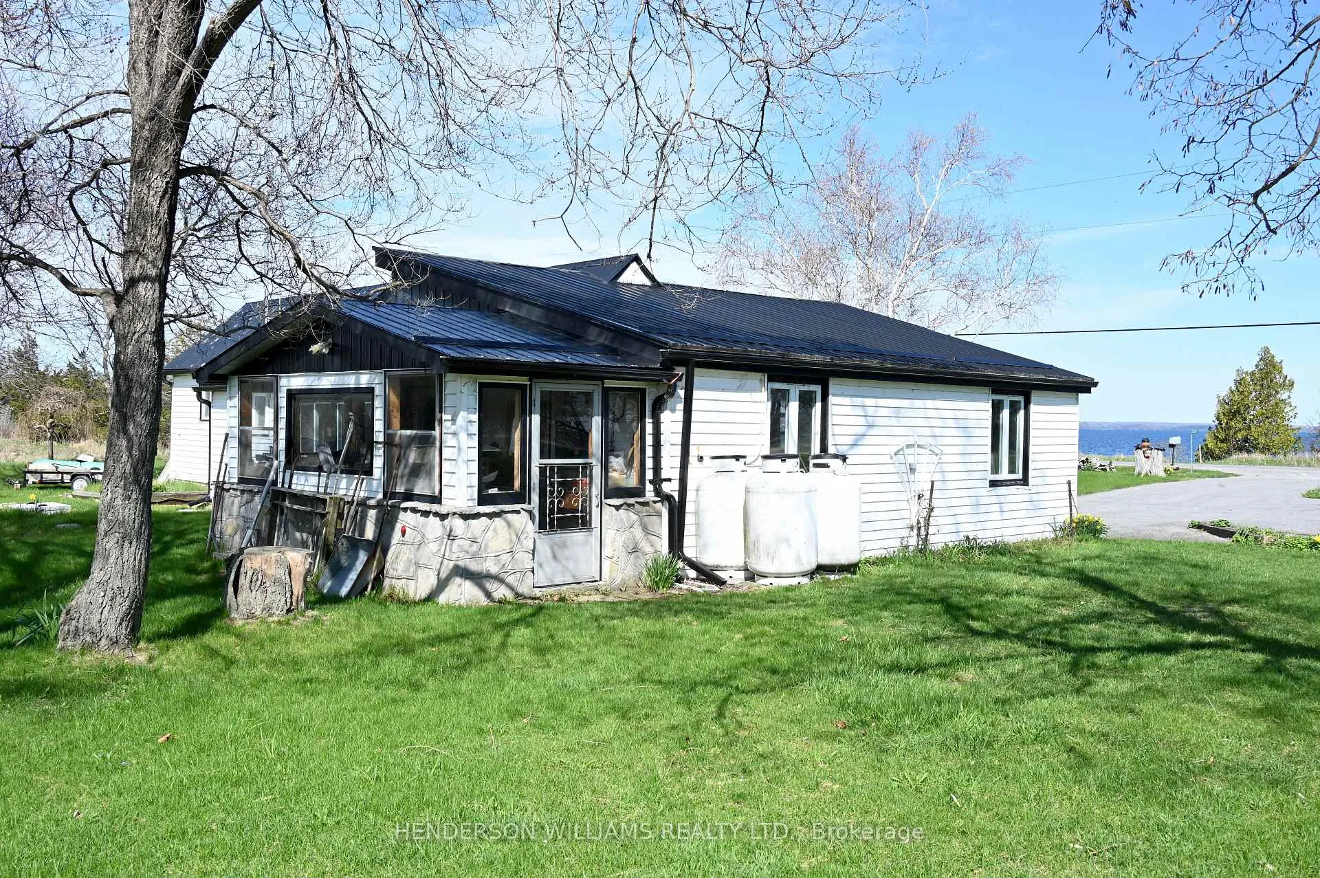 Photo 3 of 5036 Long Point Road E, Prince Edward County, South Marysburg Ward — HOMEH